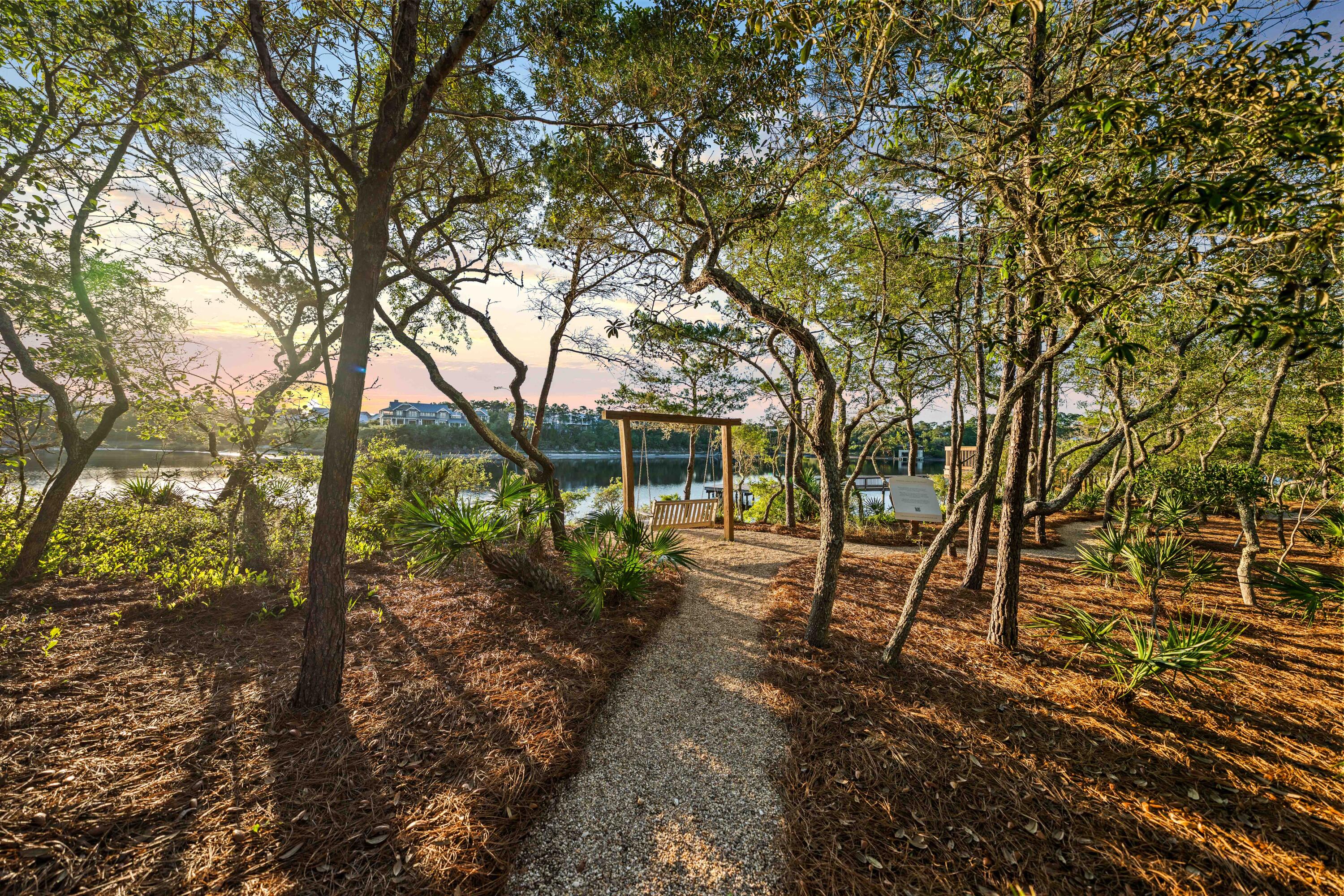 RETREAT THE - Residential