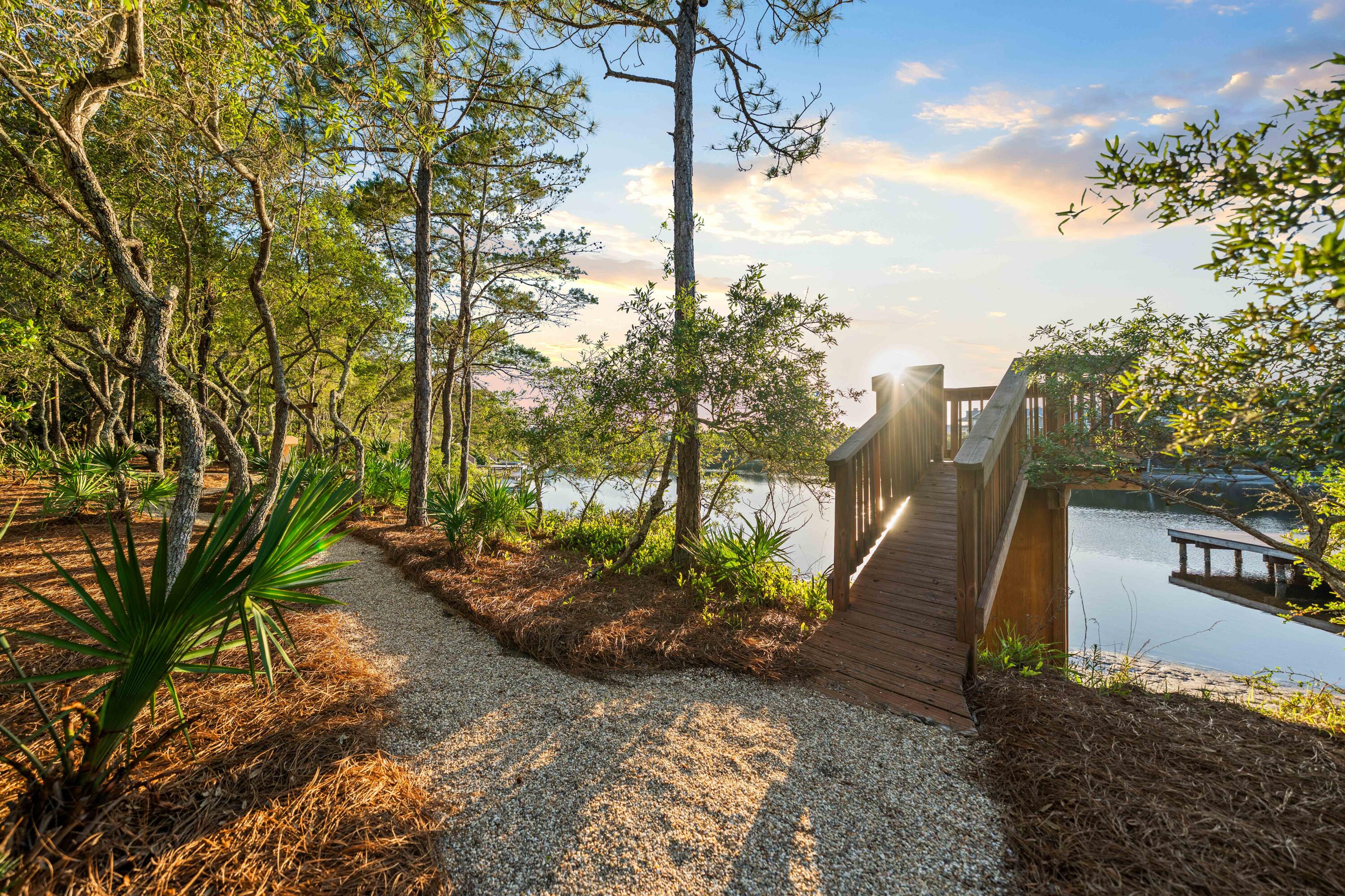 RETREAT THE - Residential