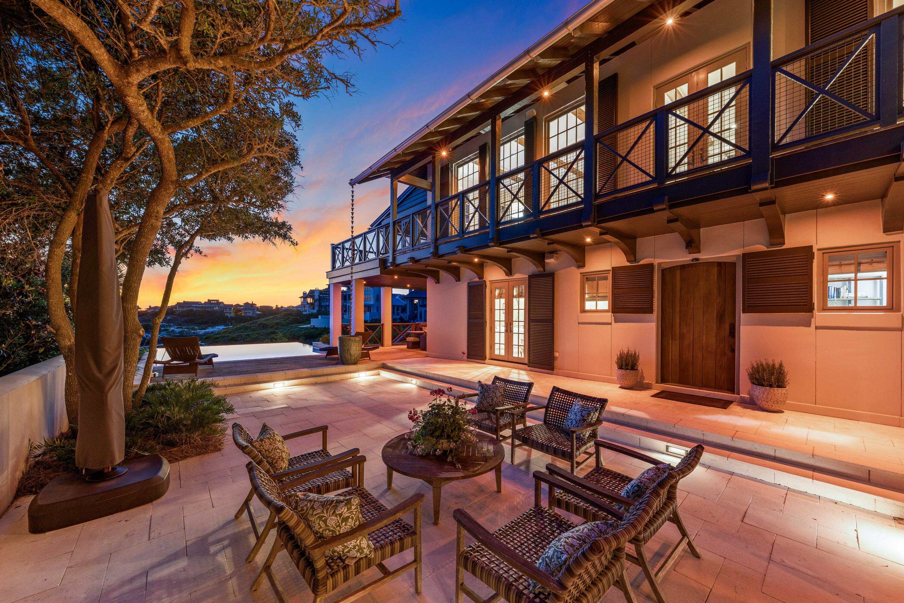 RETREAT THE - Residential