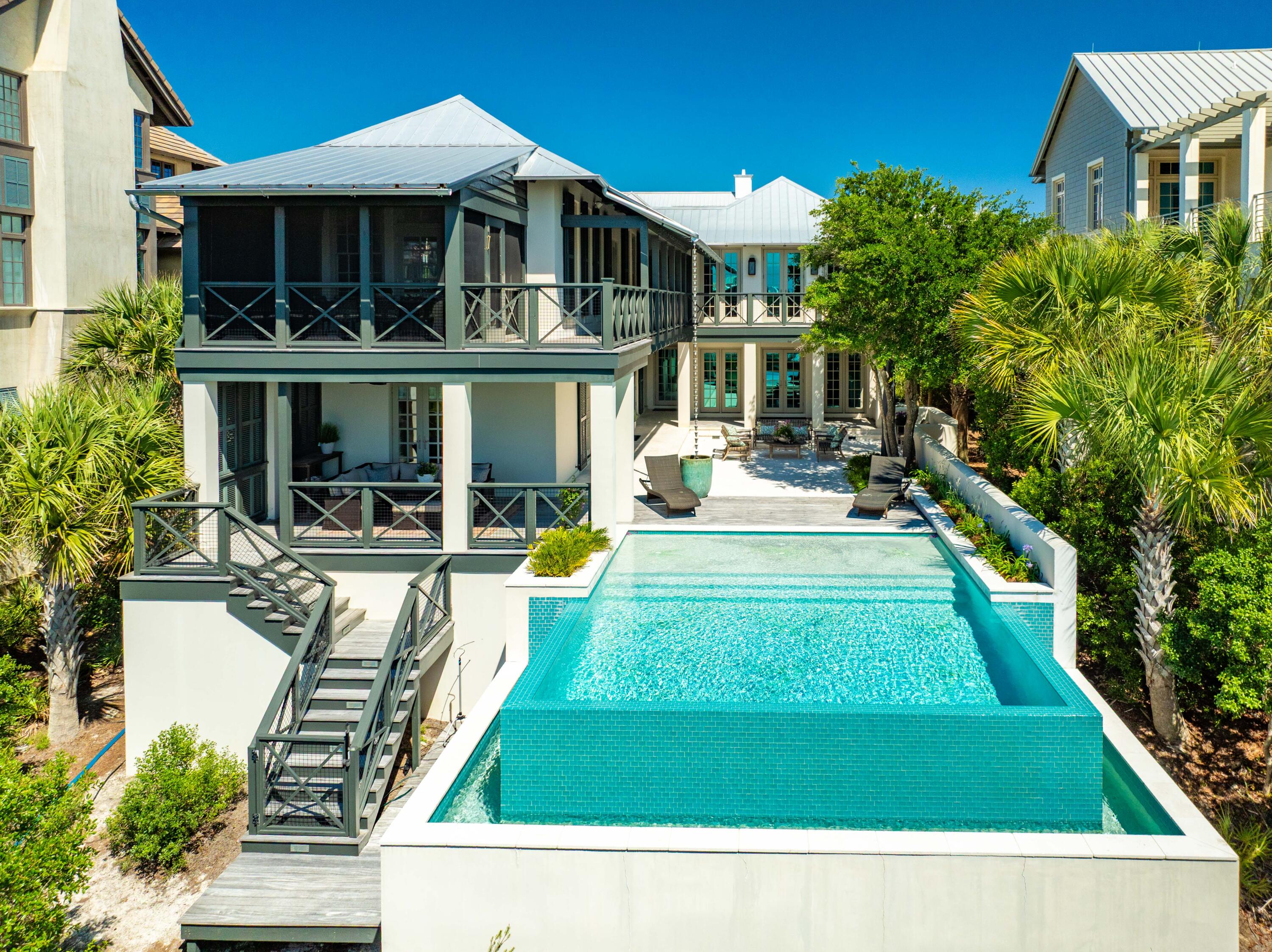 RETREAT THE - Residential