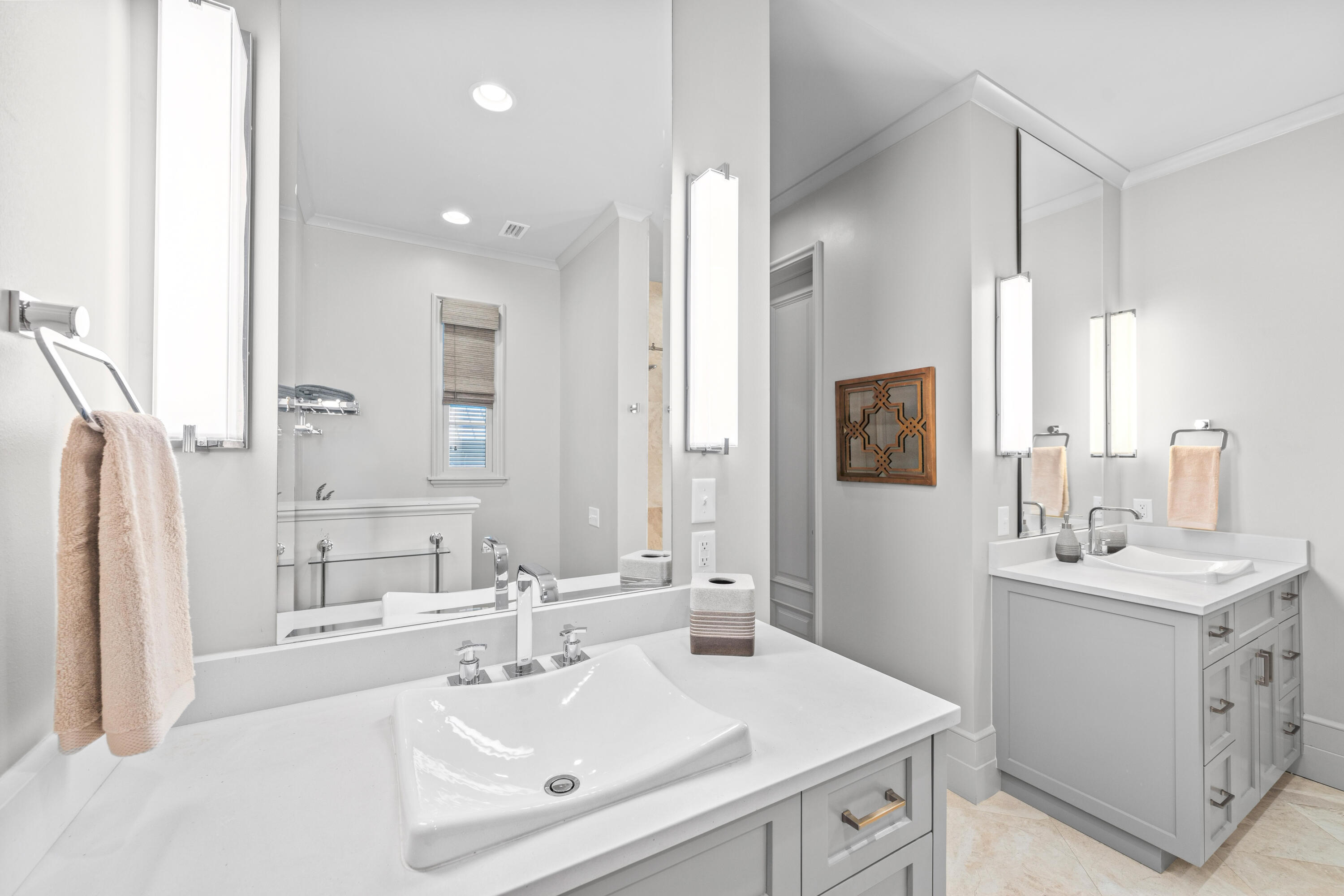 RETREAT THE - Residential
