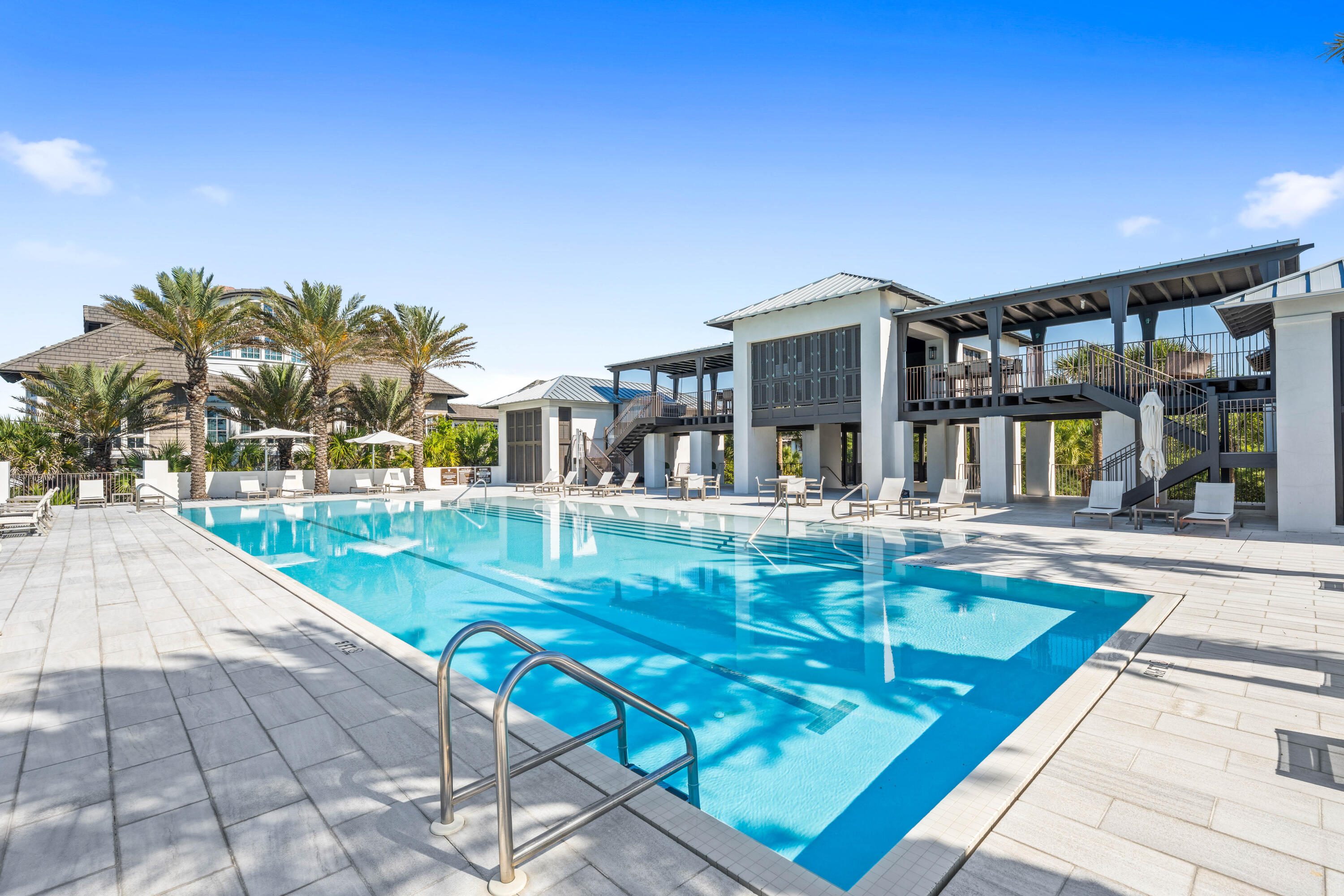 RETREAT THE - Residential