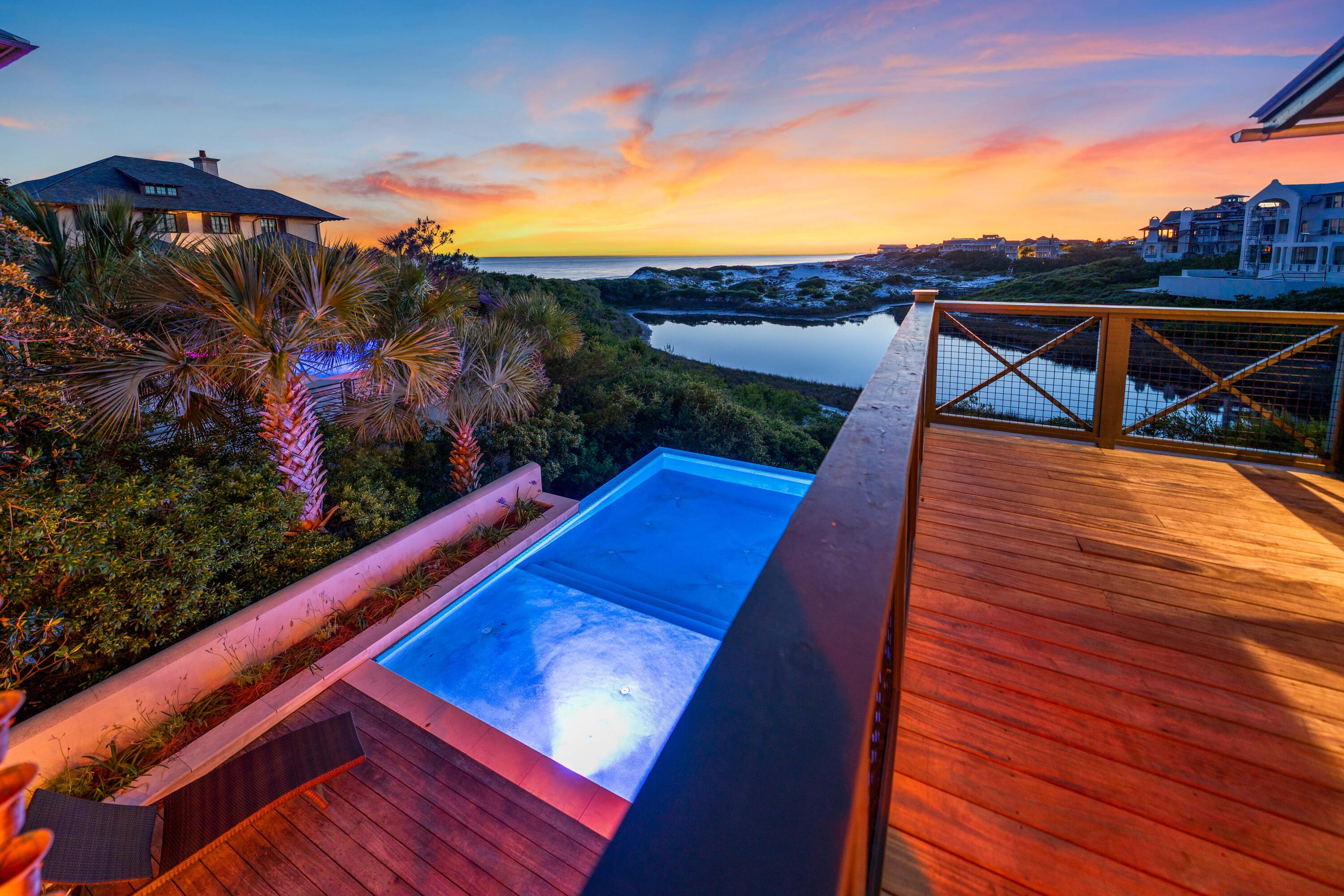RETREAT THE - Residential