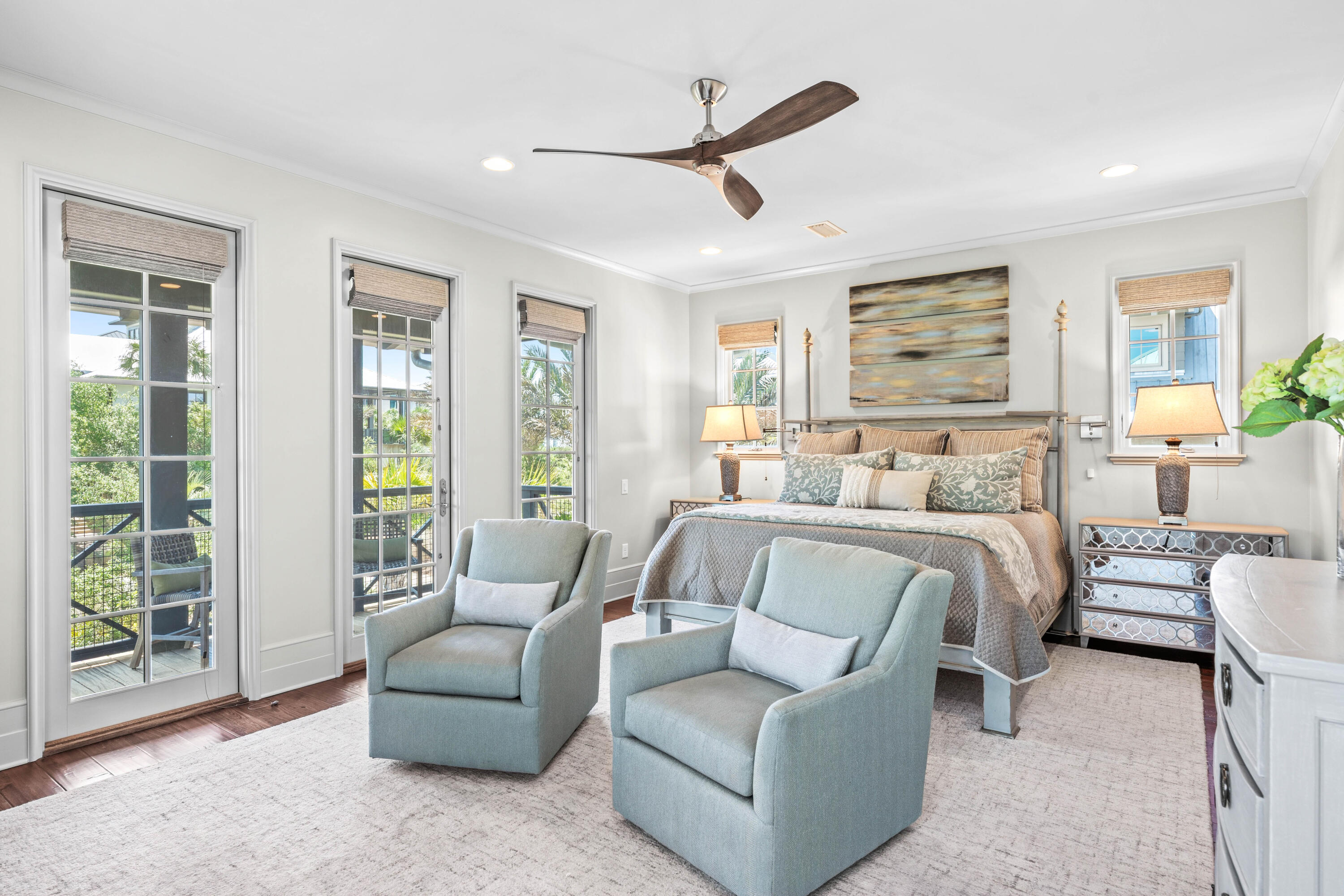 RETREAT THE - Residential