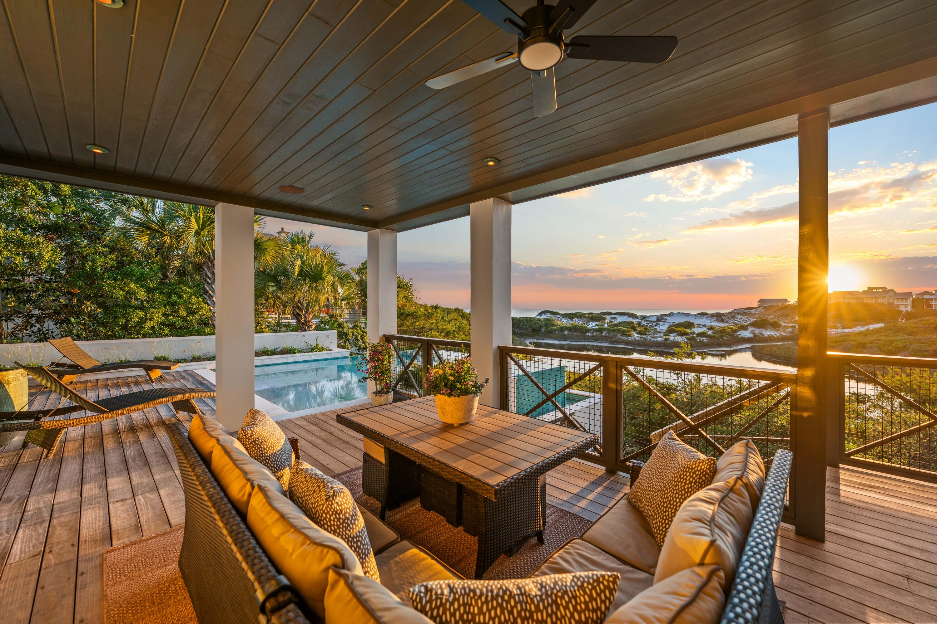 RETREAT THE - Residential