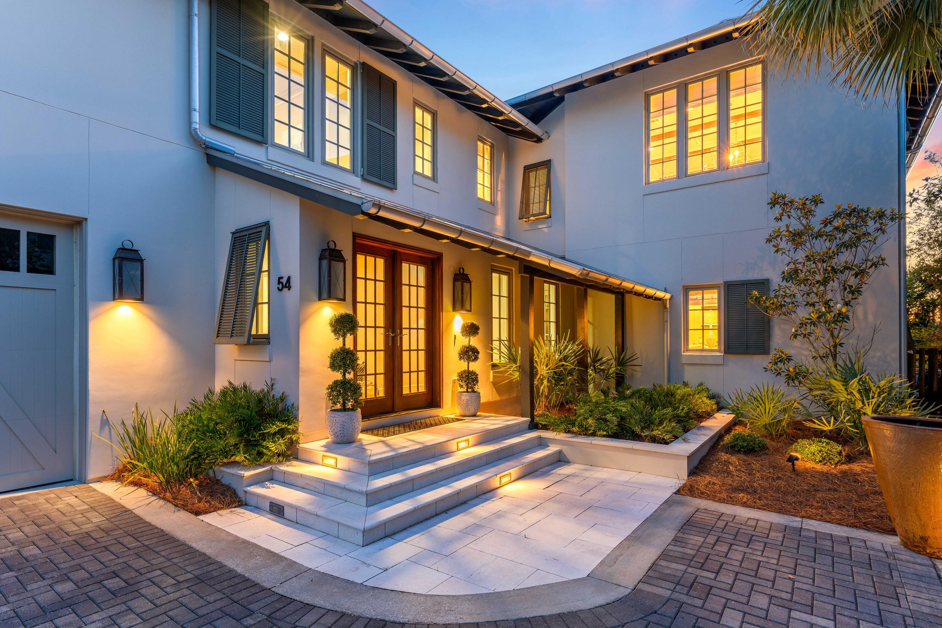 RETREAT THE - Residential
