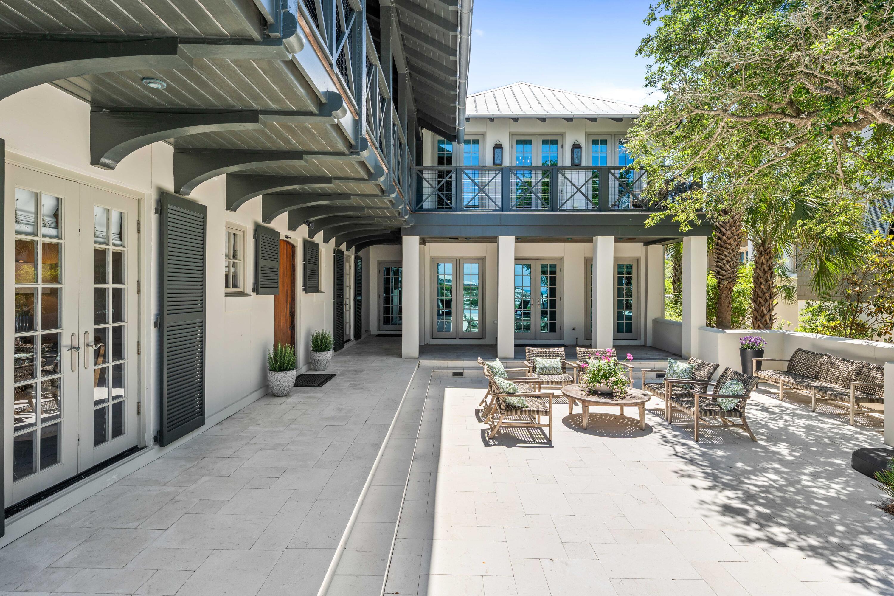 RETREAT THE - Residential
