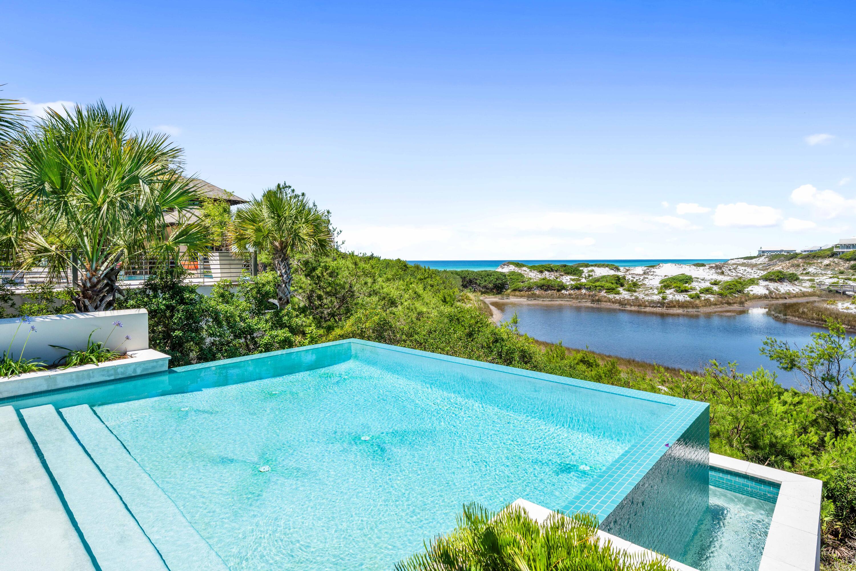 RETREAT THE - Residential
