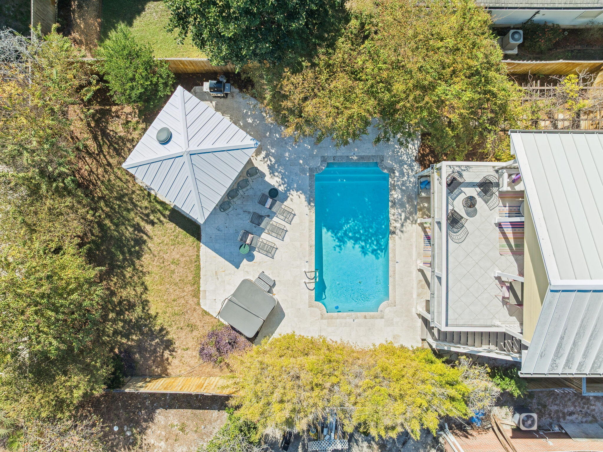 CRYSTAL BEACH - Residential