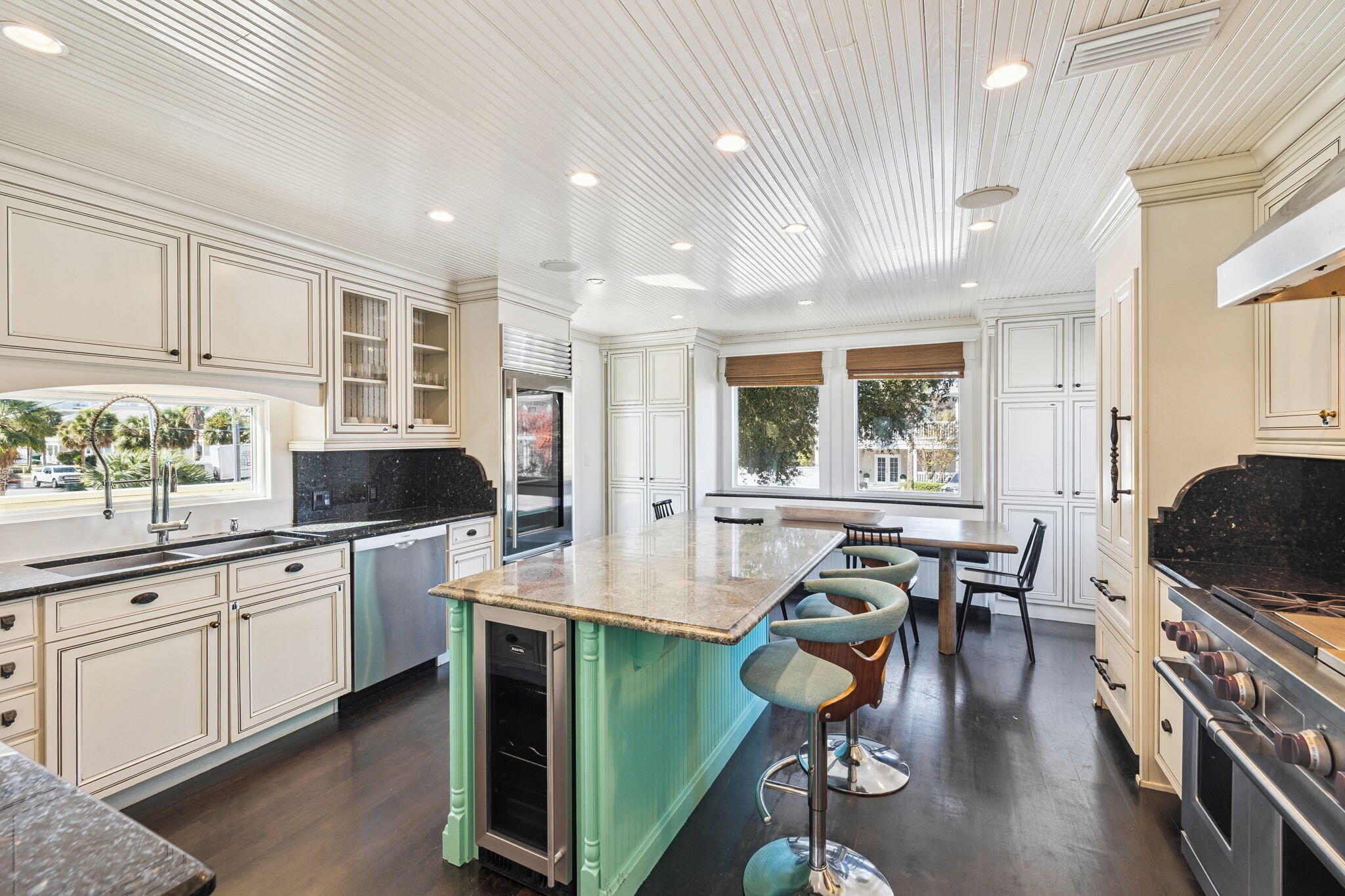 CRYSTAL BEACH - Residential