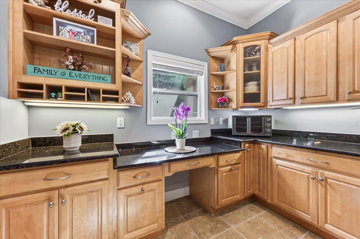 CLAIRE'S VINEYARD - Residential