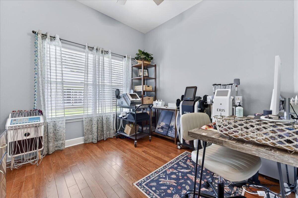 CLAIRE'S VINEYARD - Residential