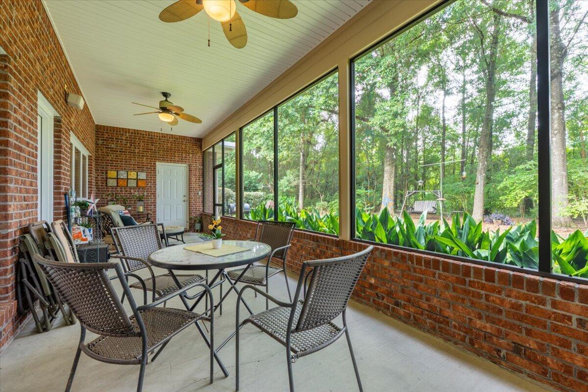 CLAIRE'S VINEYARD - Residential