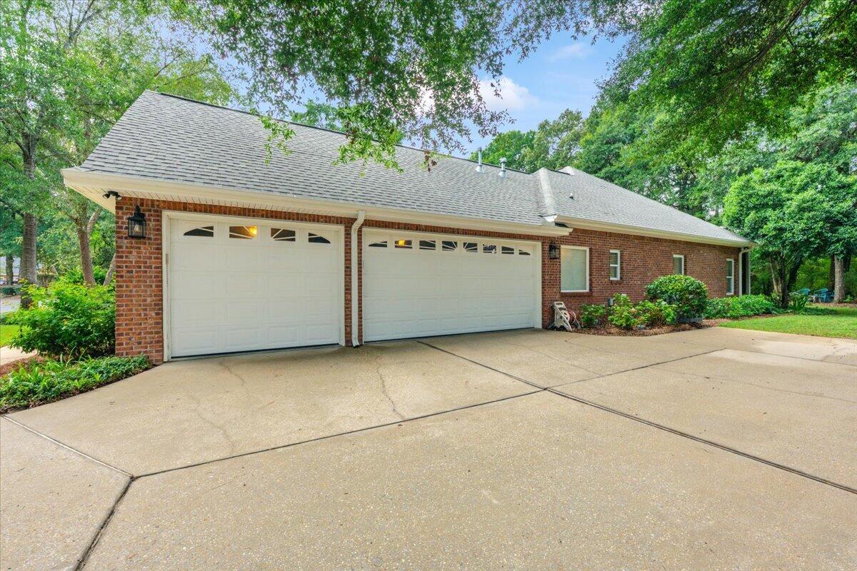 CLAIRE'S VINEYARD - Residential