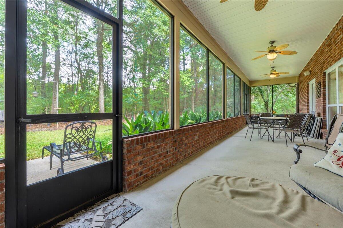 CLAIRE'S VINEYARD - Residential