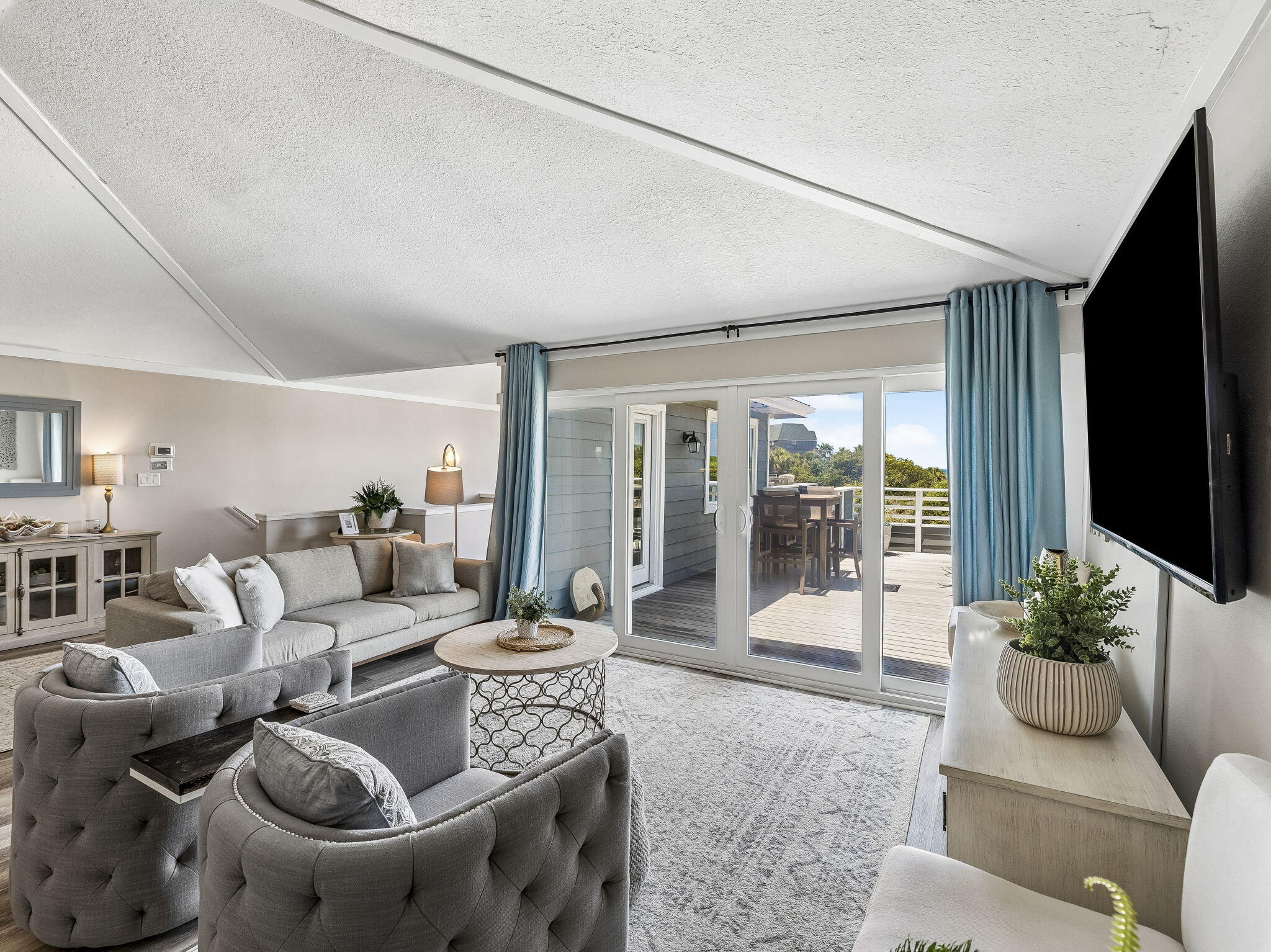 HENDERSON PARK TH - Residential