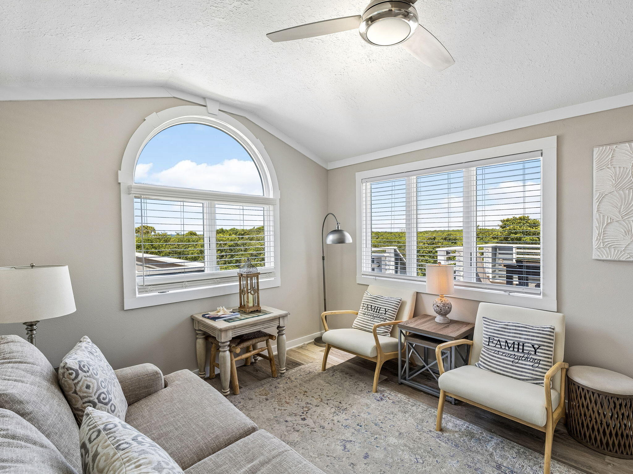 HENDERSON PARK TH - Residential