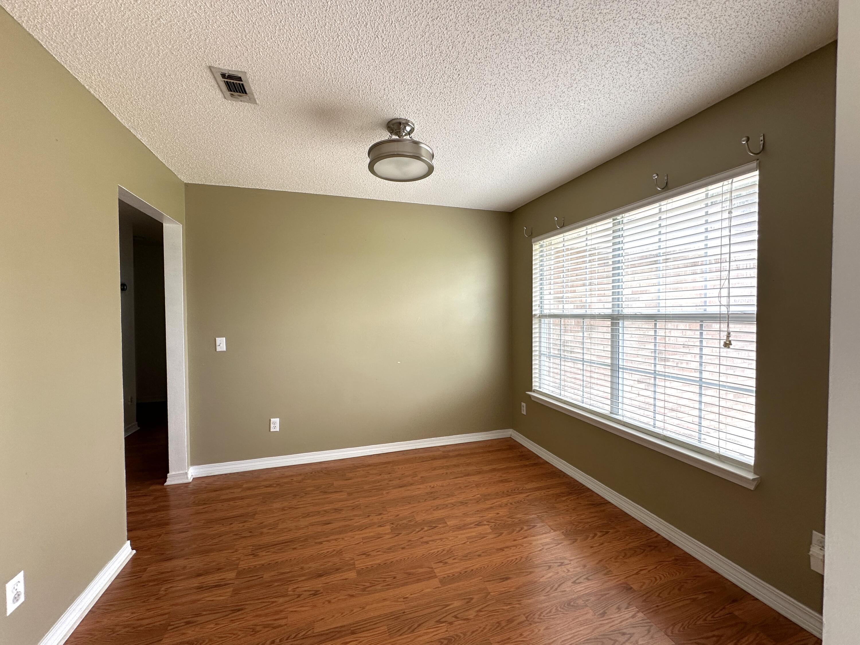 STEEPLECHASE PH II - Residential Lease