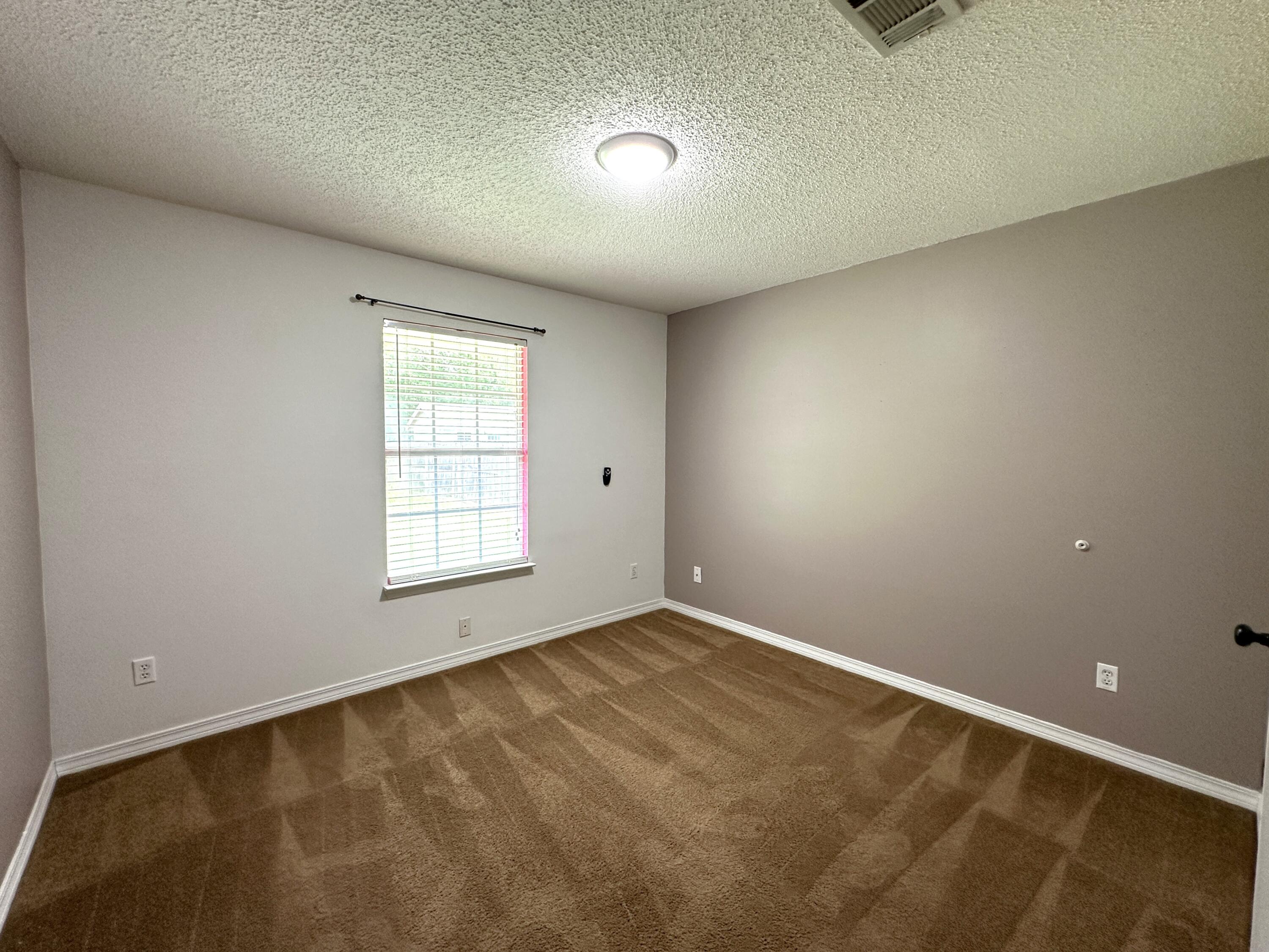 STEEPLECHASE PH II - Residential Lease