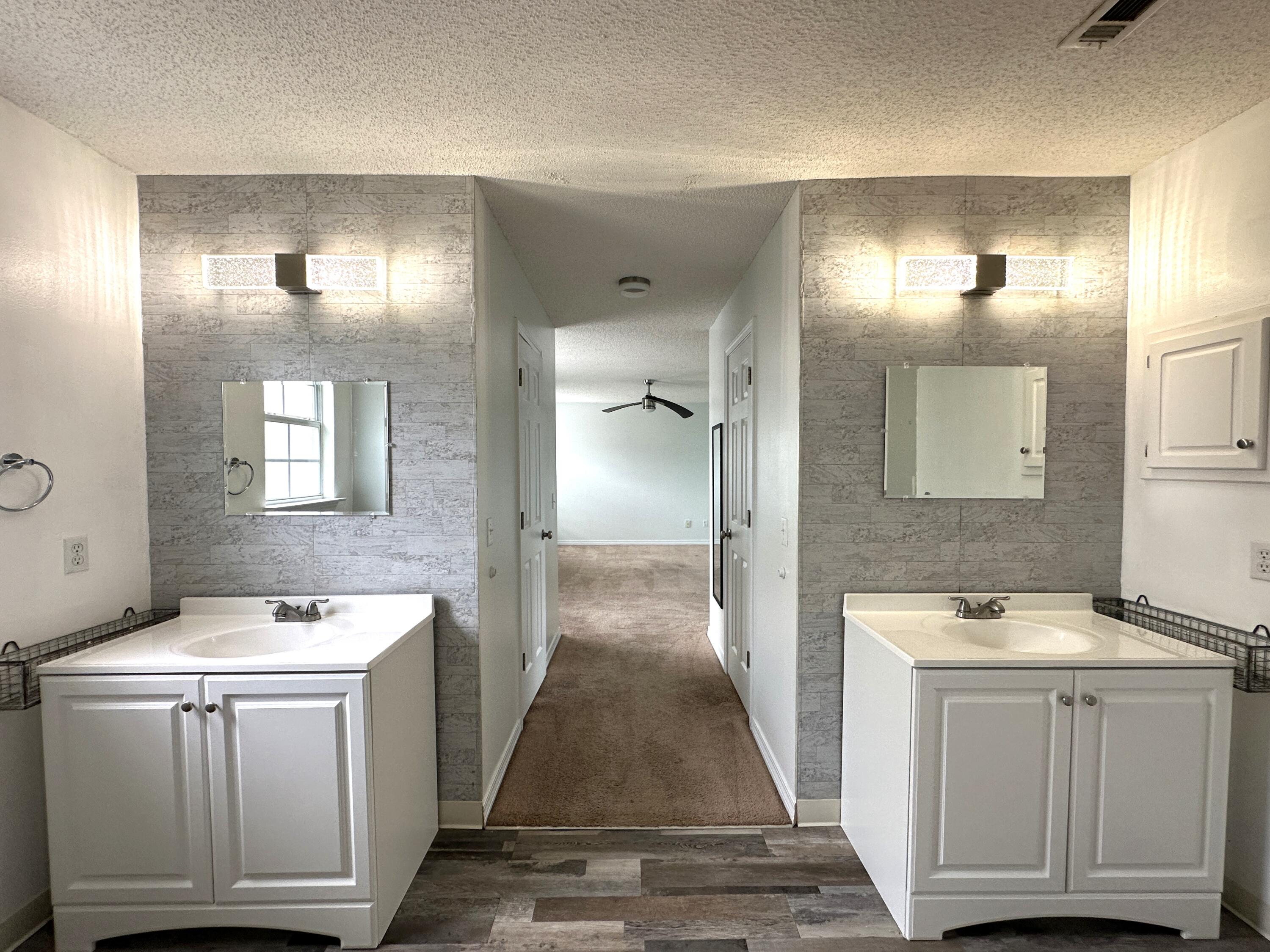 STEEPLECHASE PH II - Residential Lease