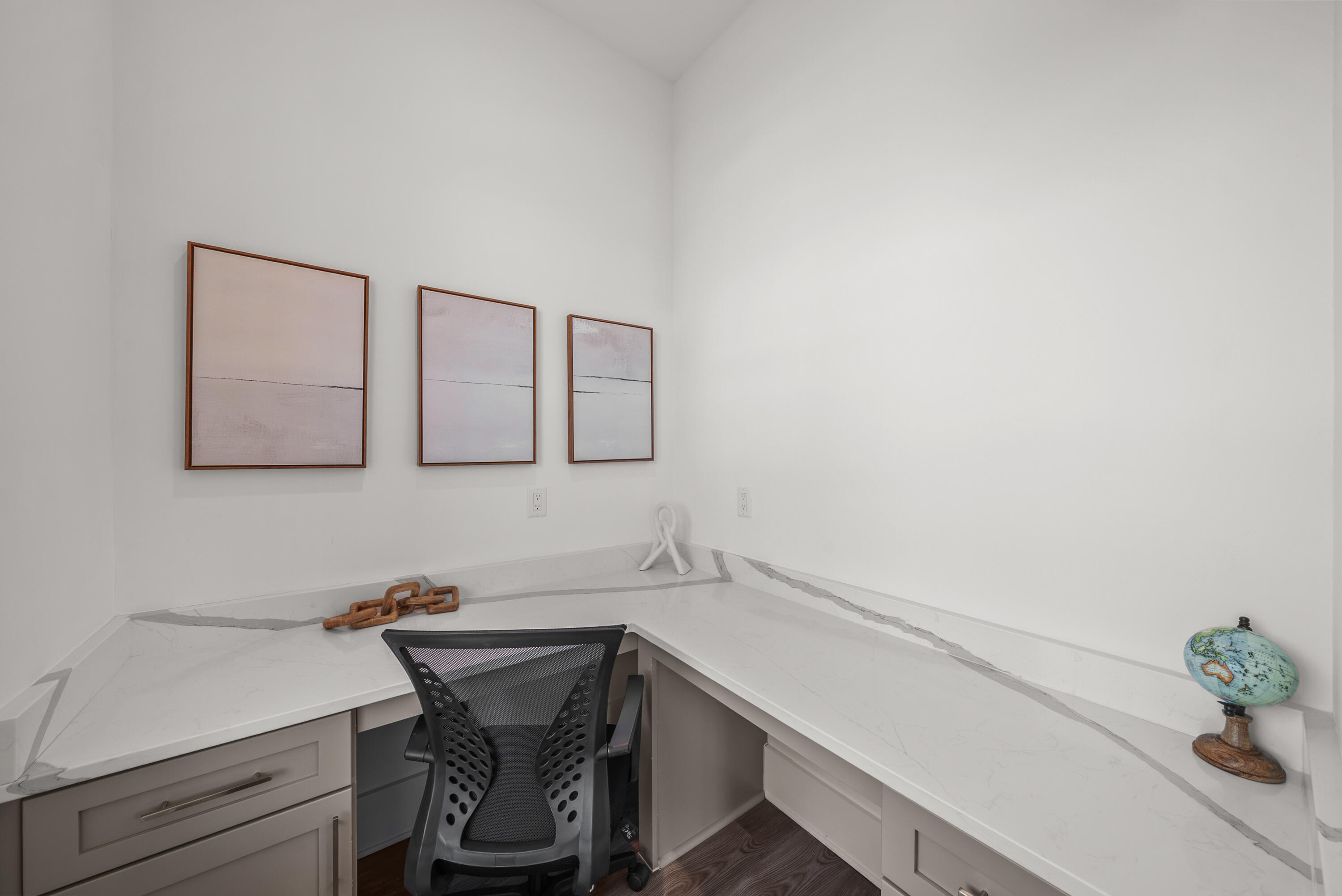 Twin Palms - Residential