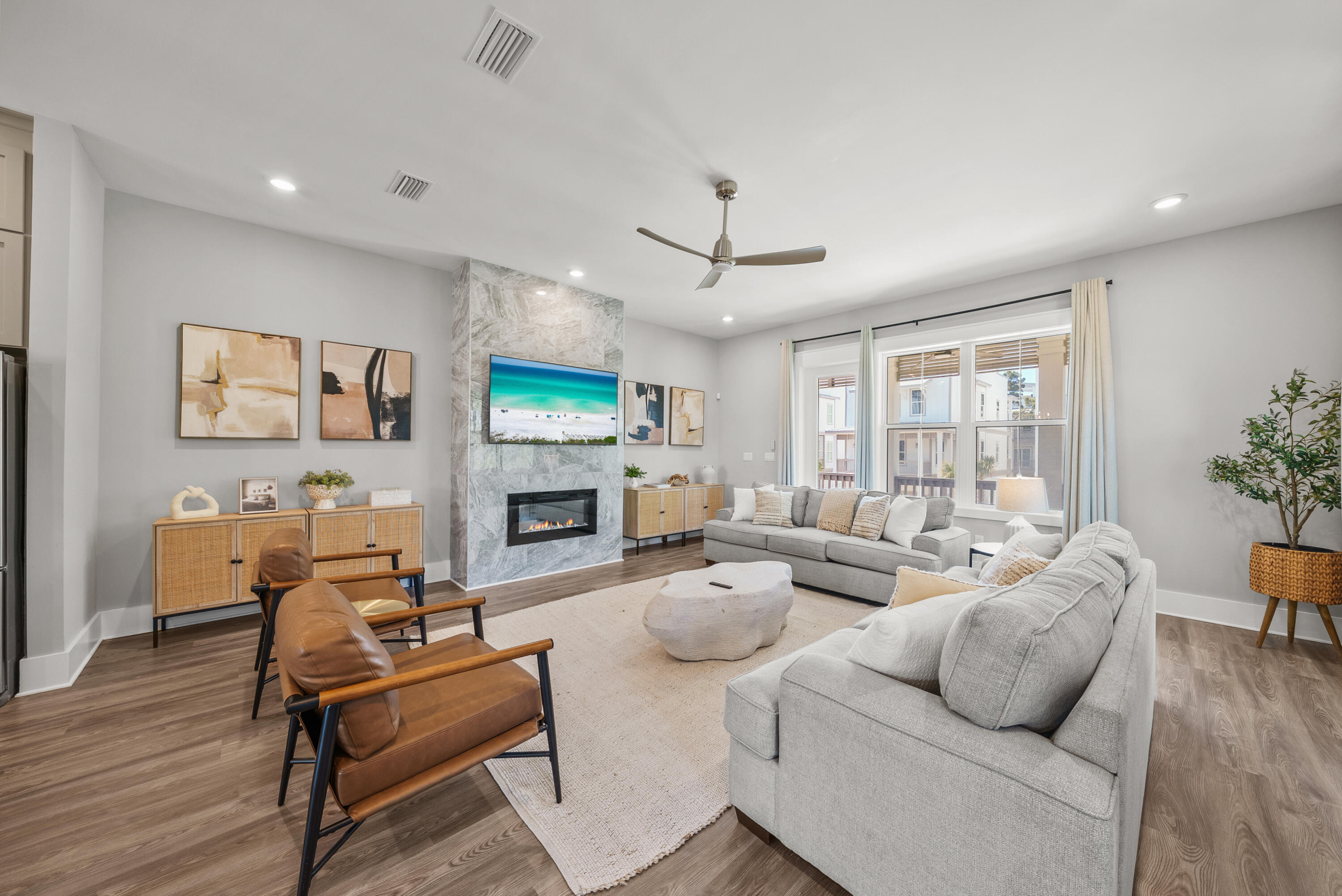 Twin Palms - Residential