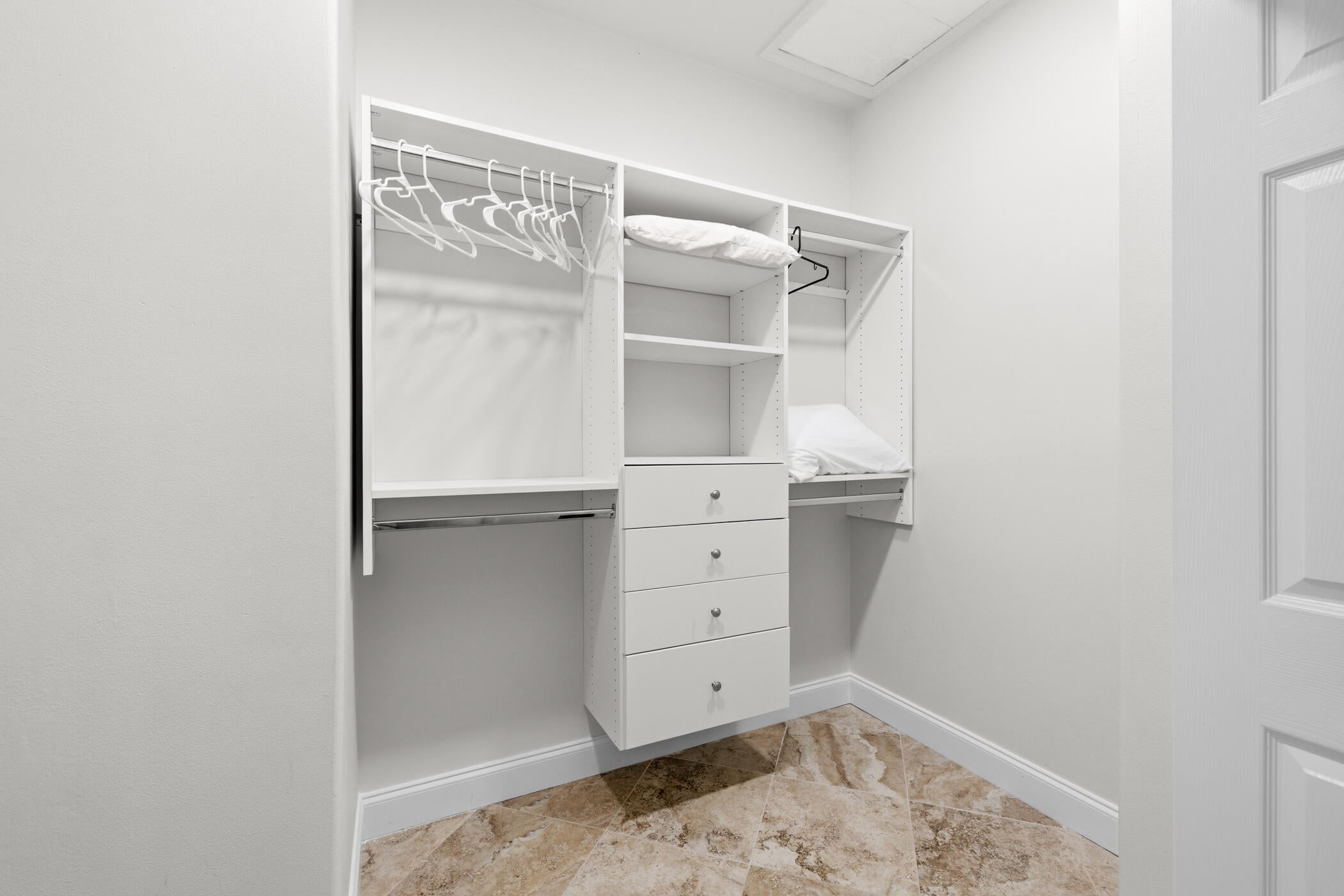 EMERALD BAY PH 1-B - Residential