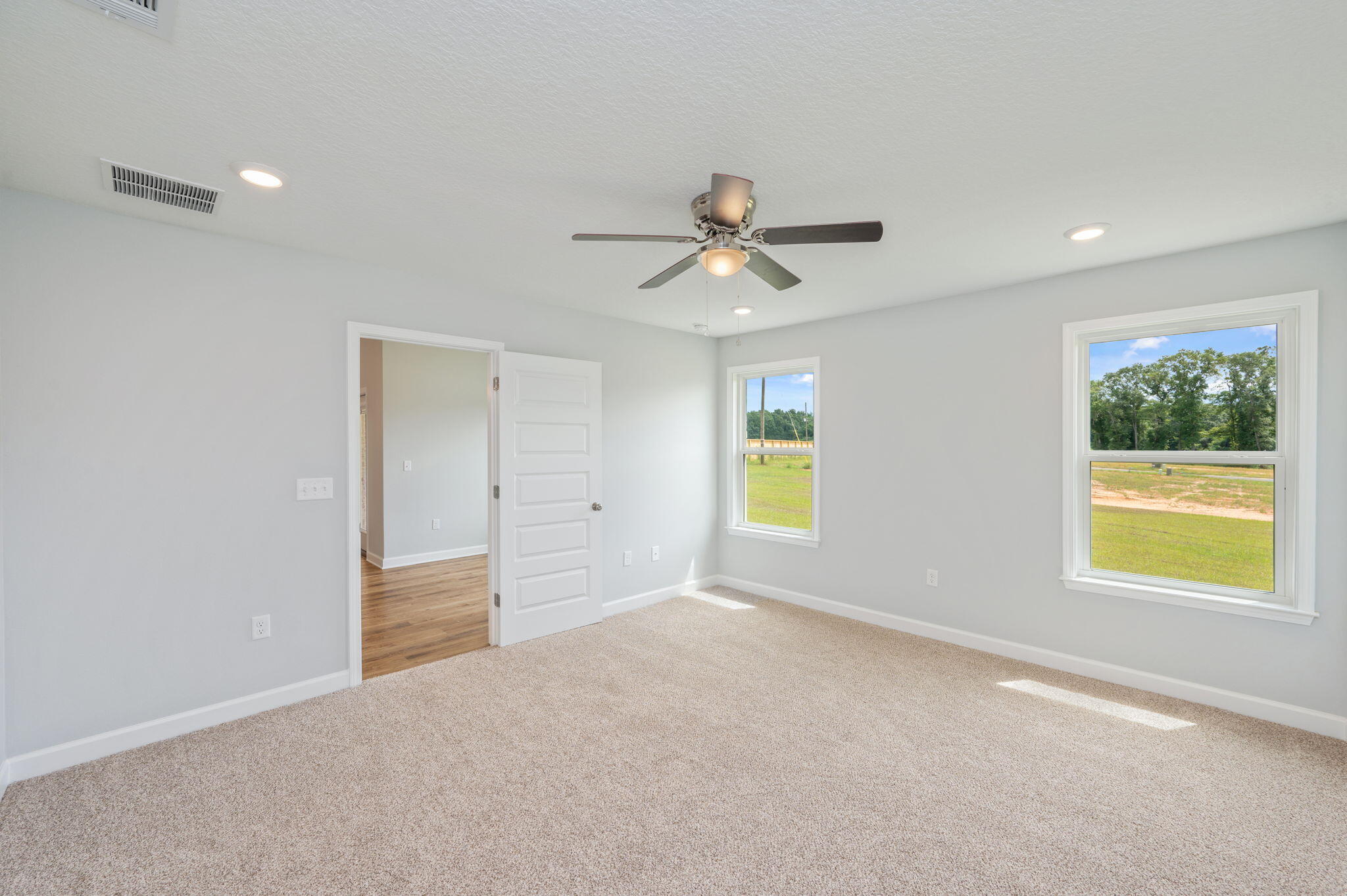 GARDEN CITY - Residential
