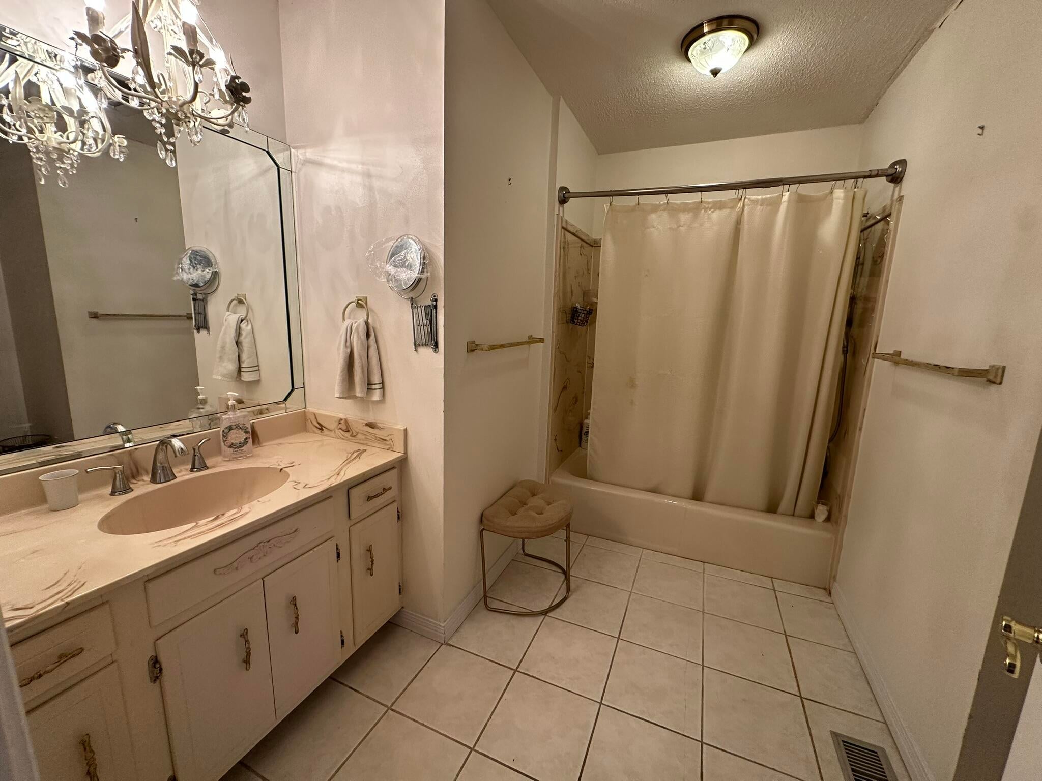 SUDDUTH ESTATES - Residential