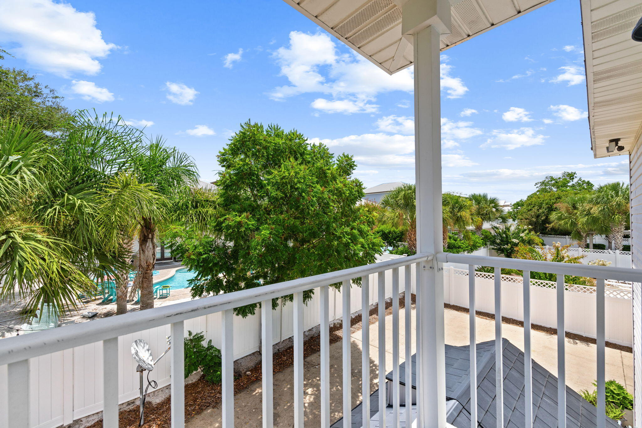 CRYSTAL BEACH - Residential