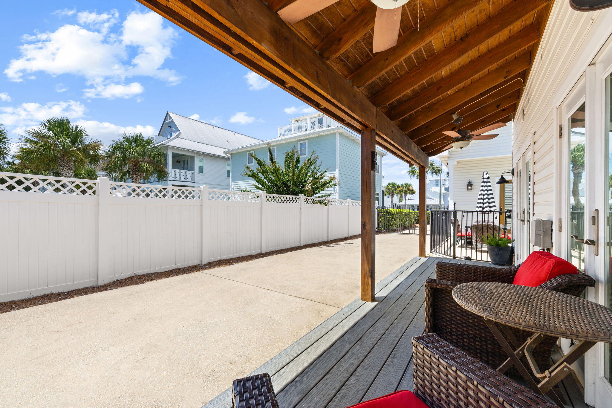 CRYSTAL BEACH - Residential