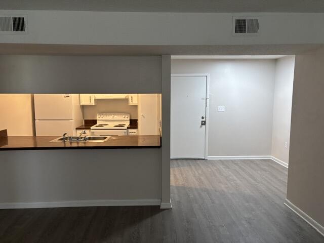 FAIR OAKS VILLAGE CONDO - Residential