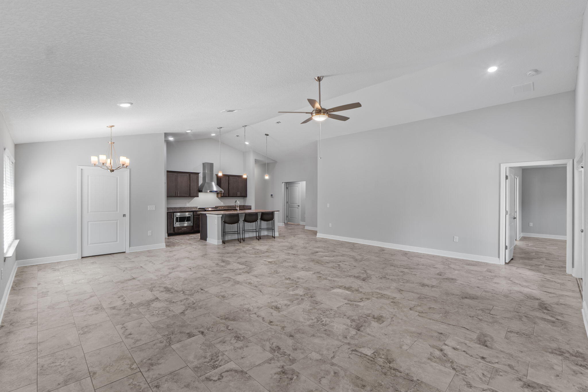HOLLEY BY THE SEA - Residential