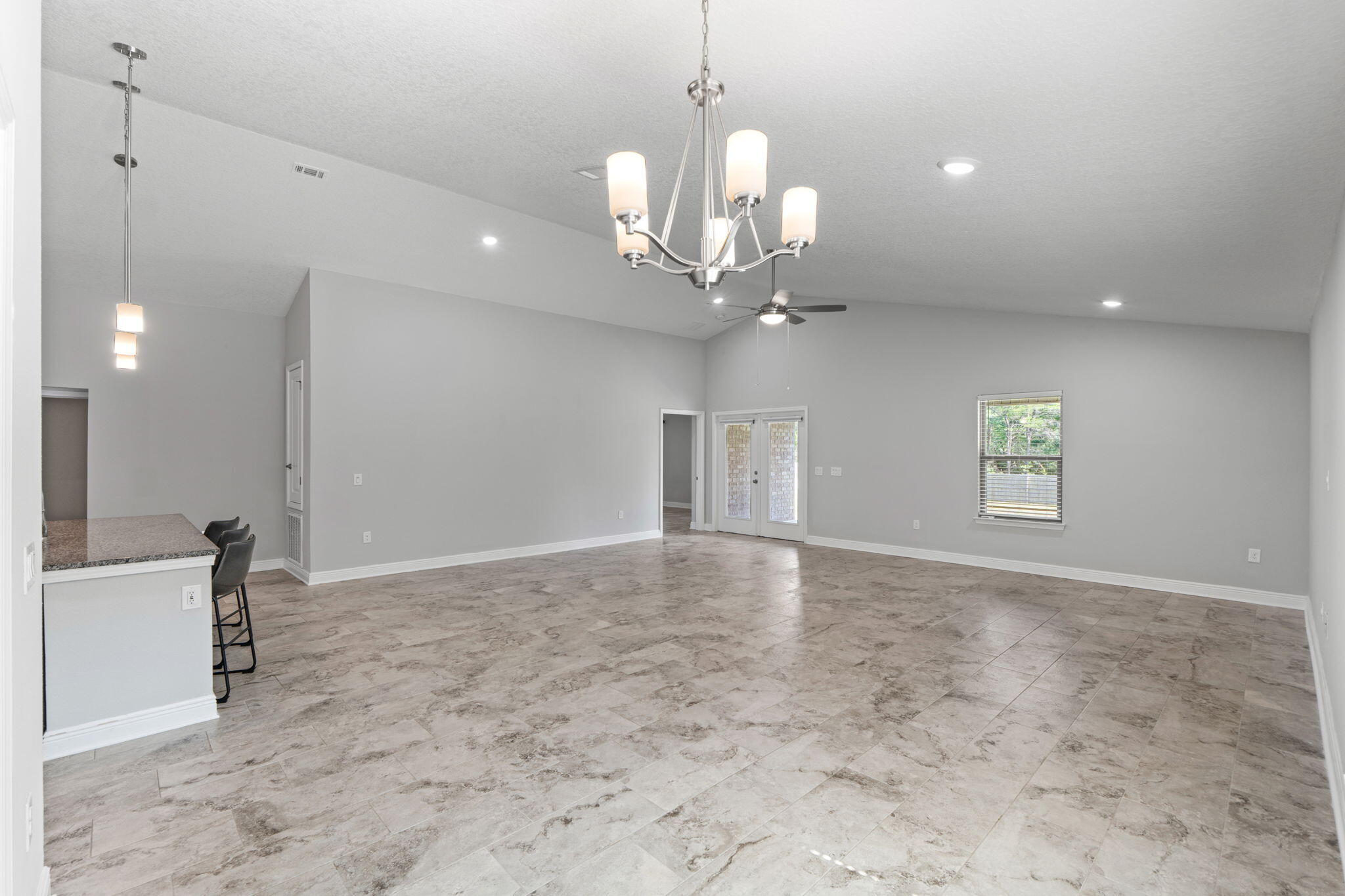 HOLLEY BY THE SEA - Residential