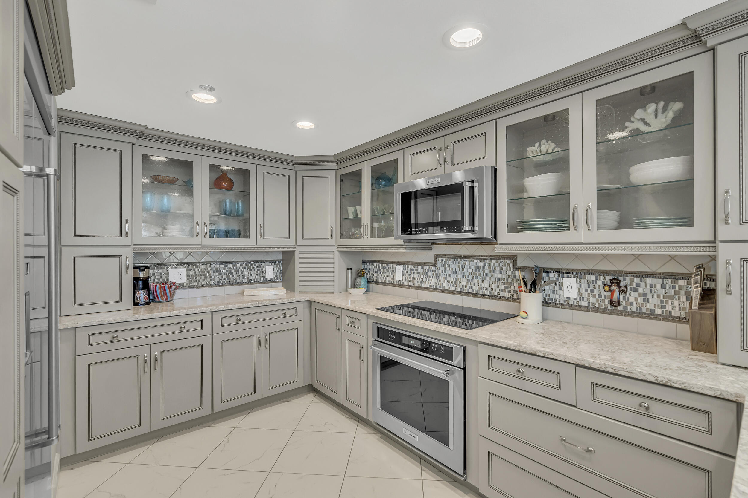 JADE EAST TOWERS CONDO - Residential