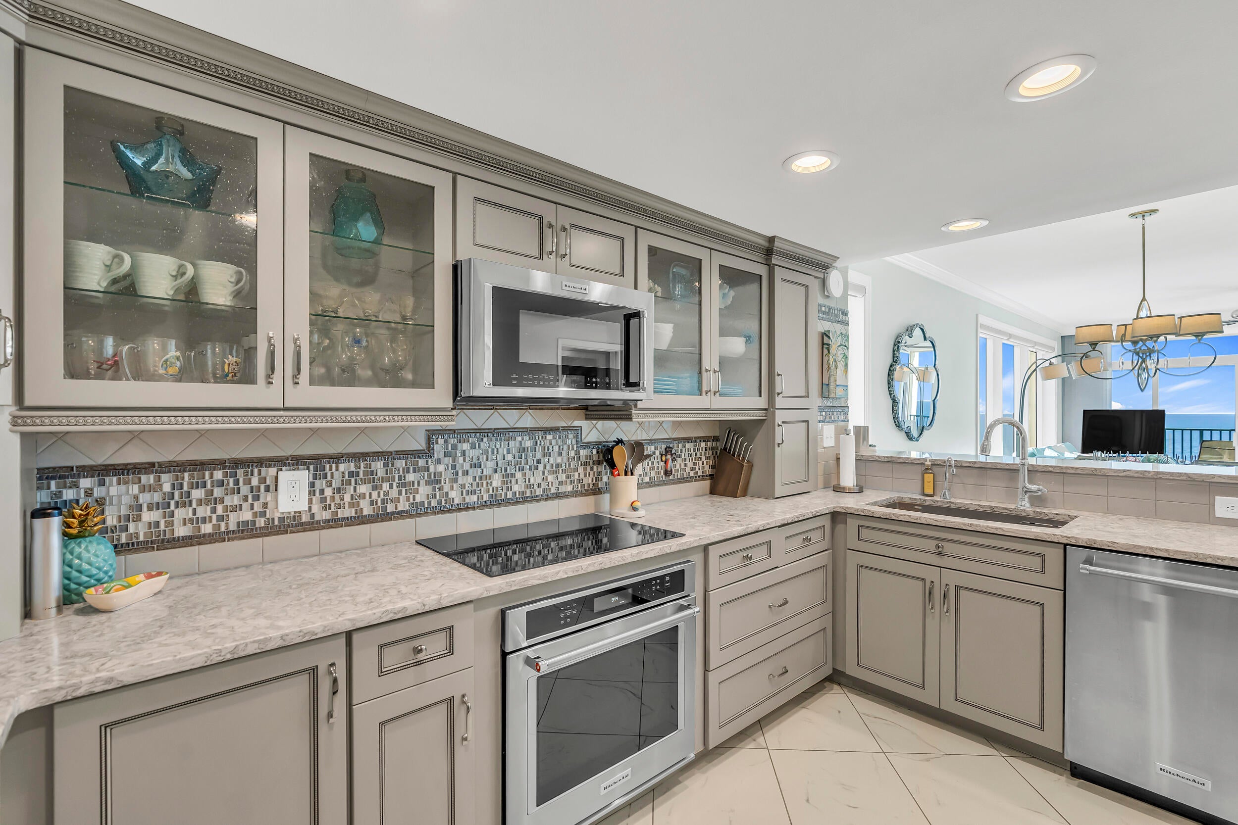 JADE EAST TOWERS CONDO - Residential