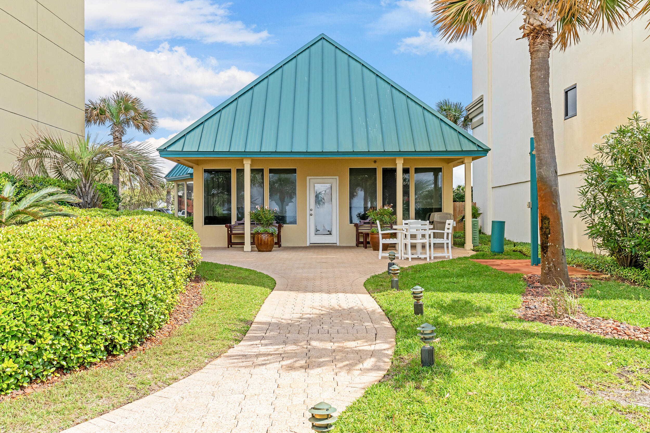 JADE EAST TOWERS CONDO - Residential