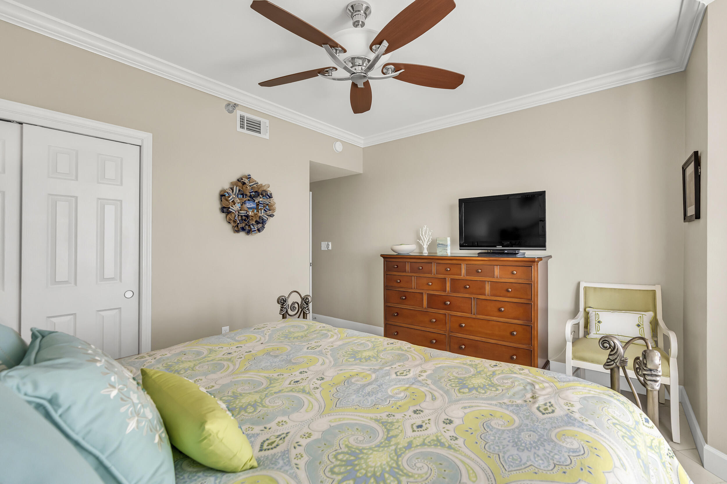 JADE EAST TOWERS CONDO - Residential