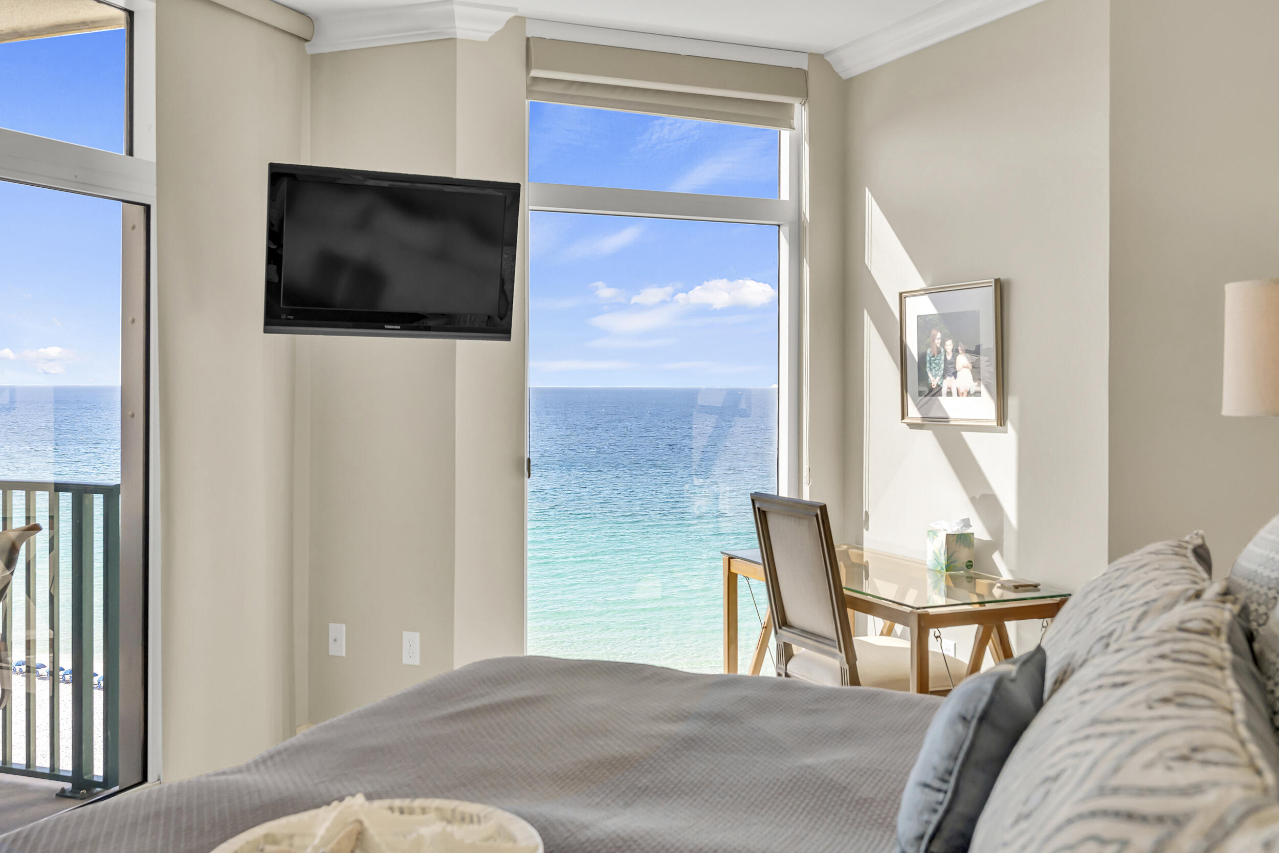 JADE EAST TOWERS CONDO - Residential