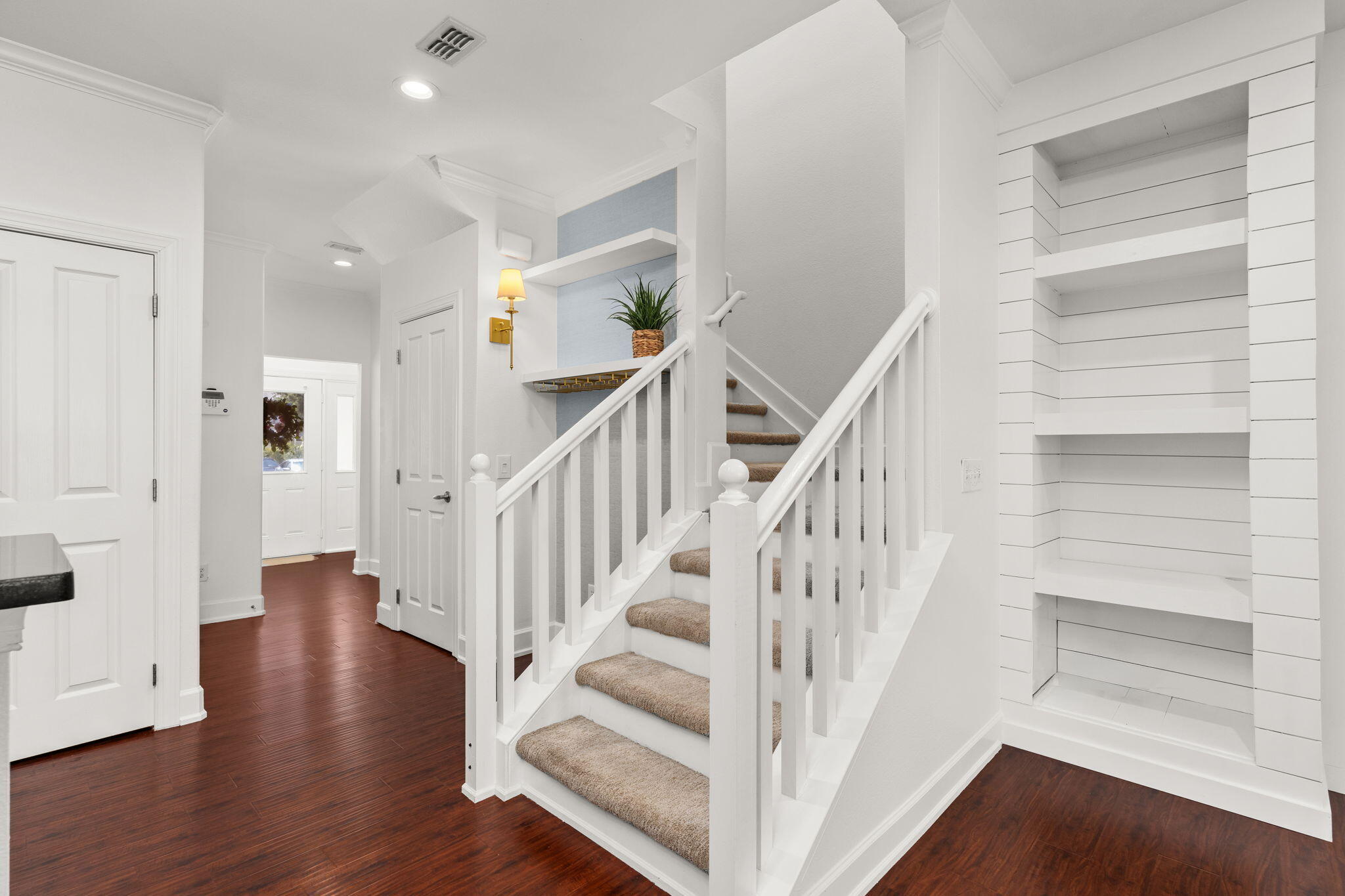 SOUTH HAVEN TOWNHOMES - Residential