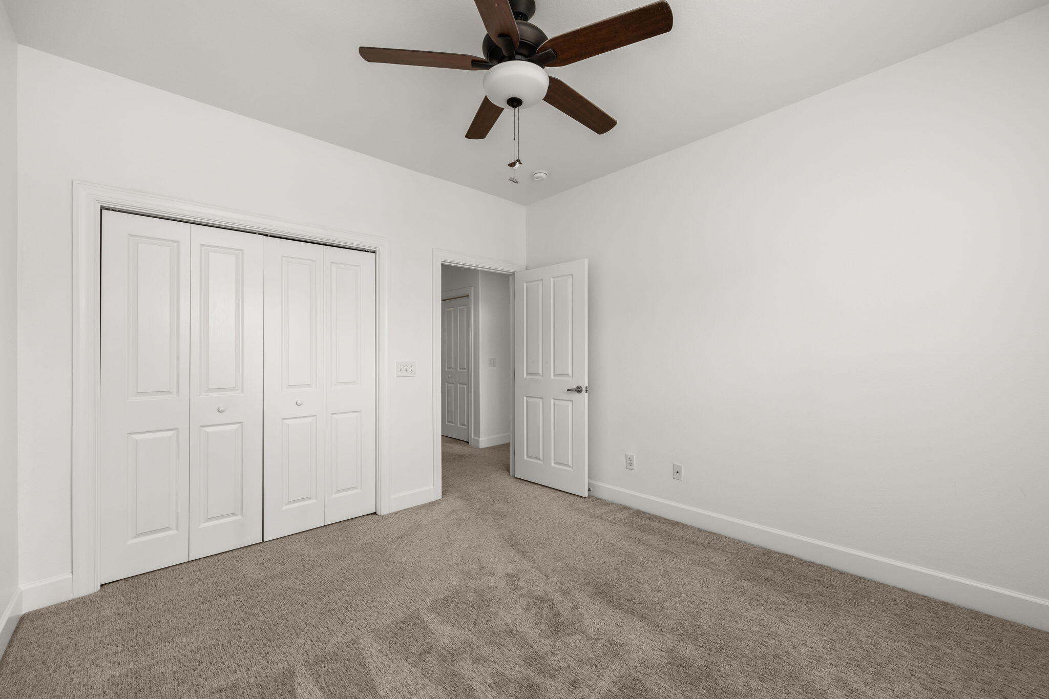 SOUTH HAVEN TOWNHOMES - Residential
