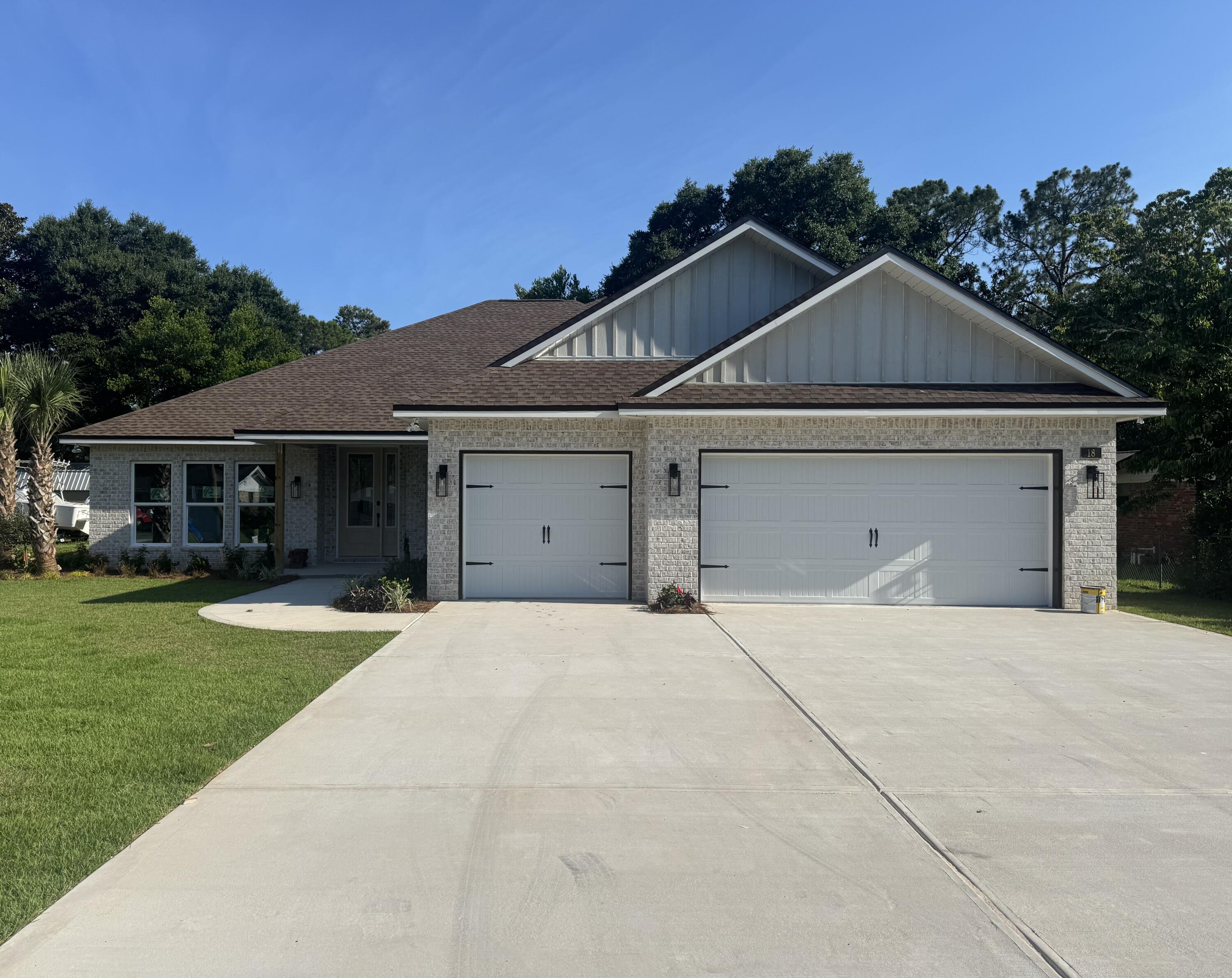 BAYOU POQUITO - Residential