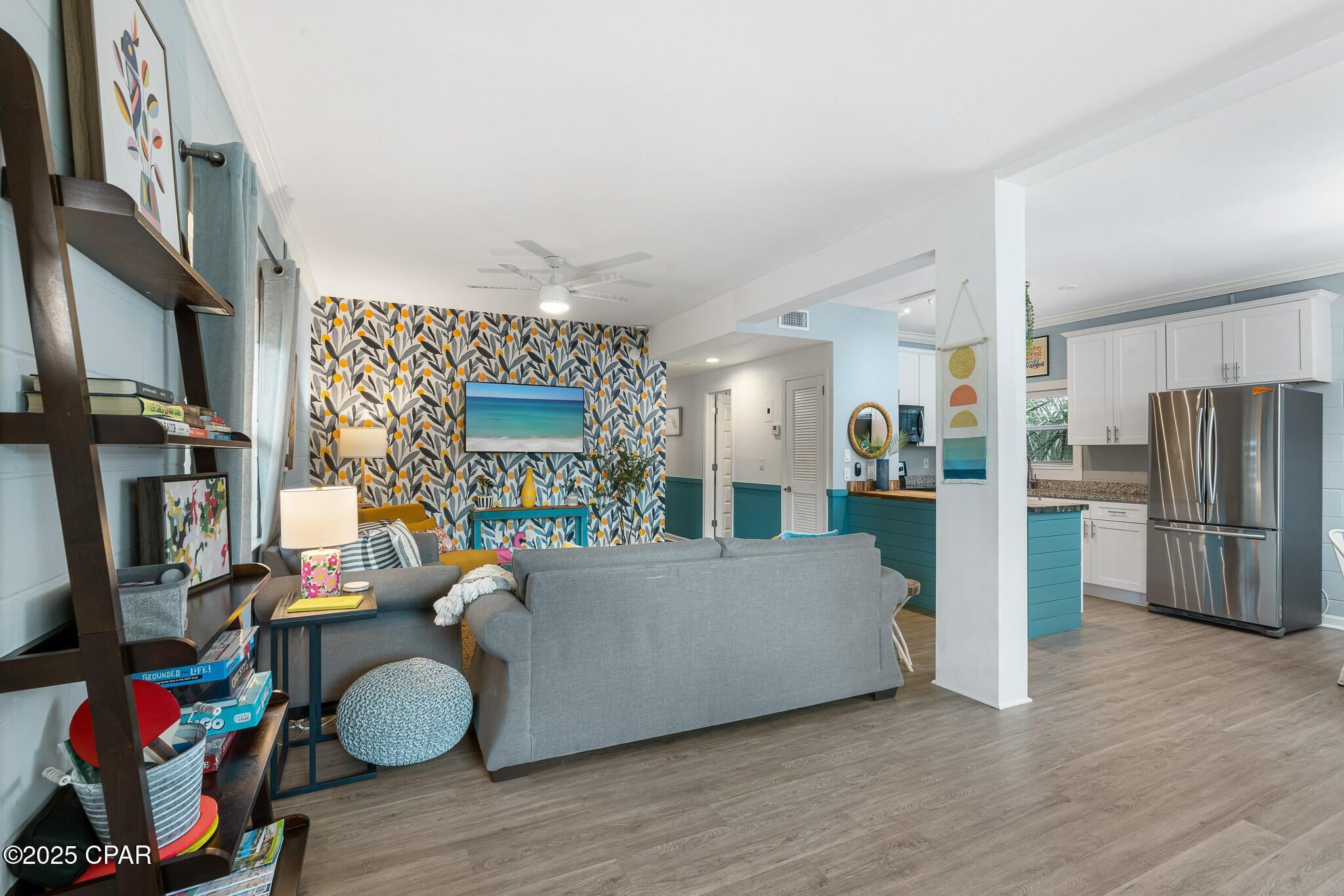 RIVIERA BEACH - Residential