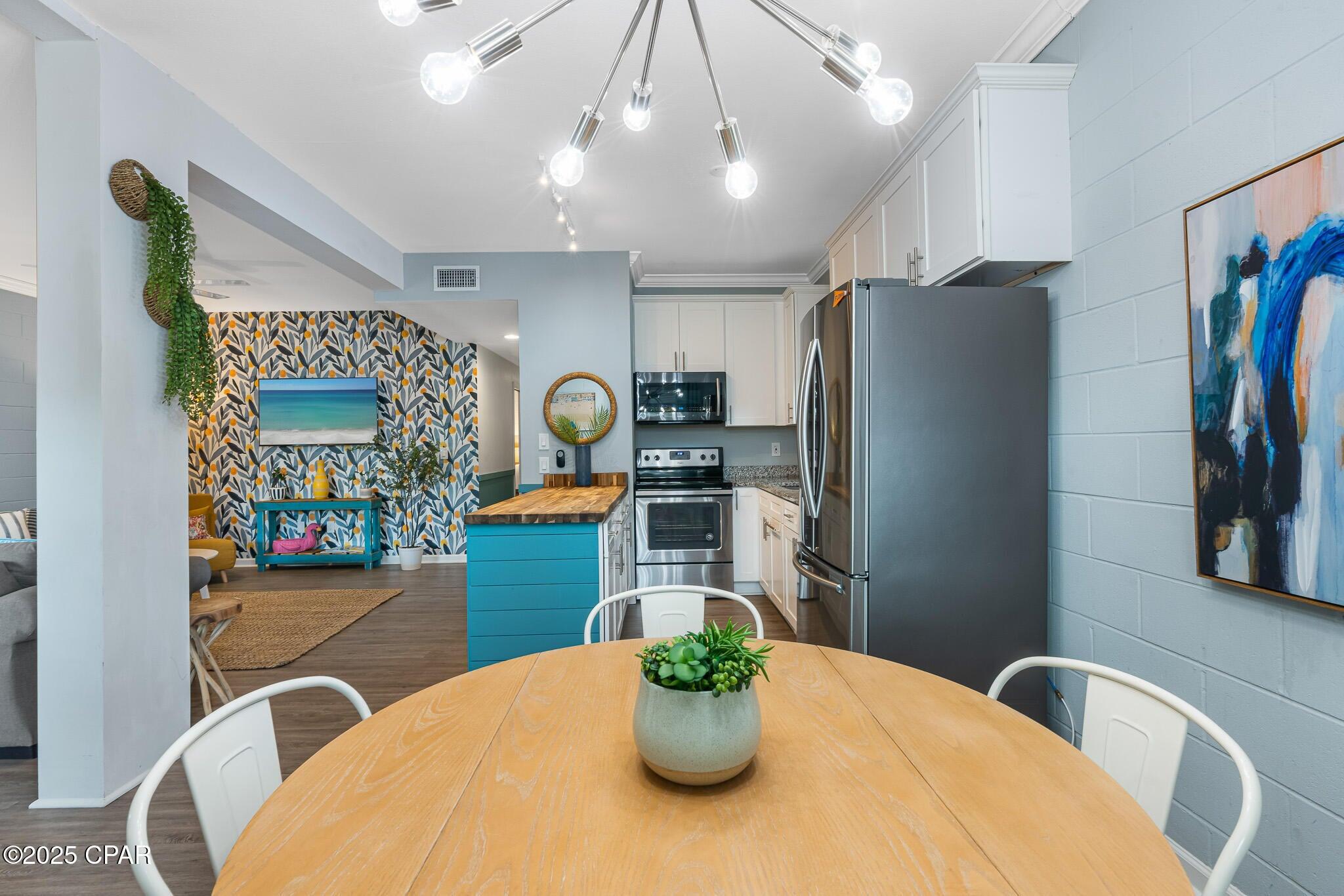 RIVIERA BEACH - Residential