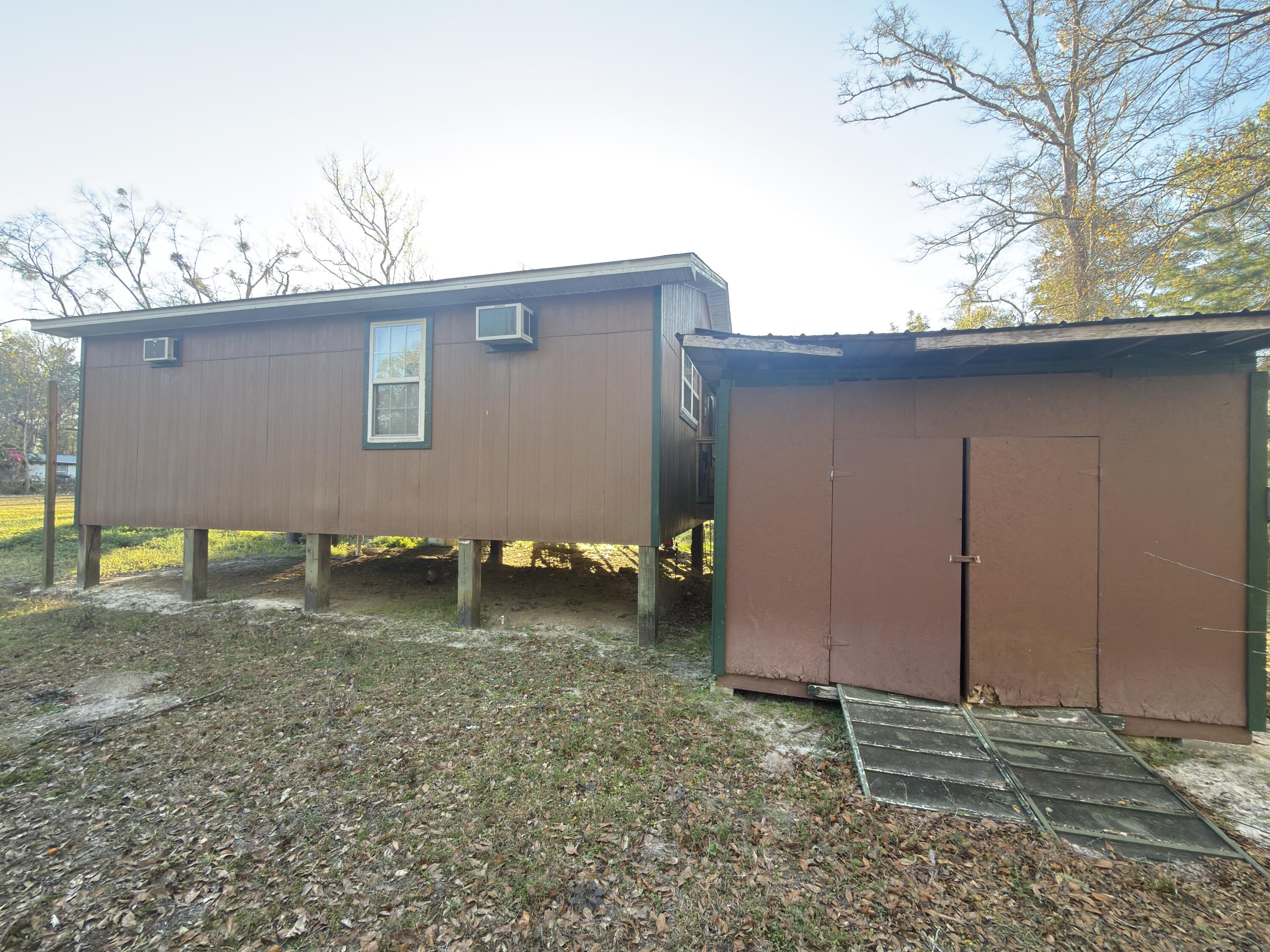 NO RECORDED SUBDIVISION - Residential
