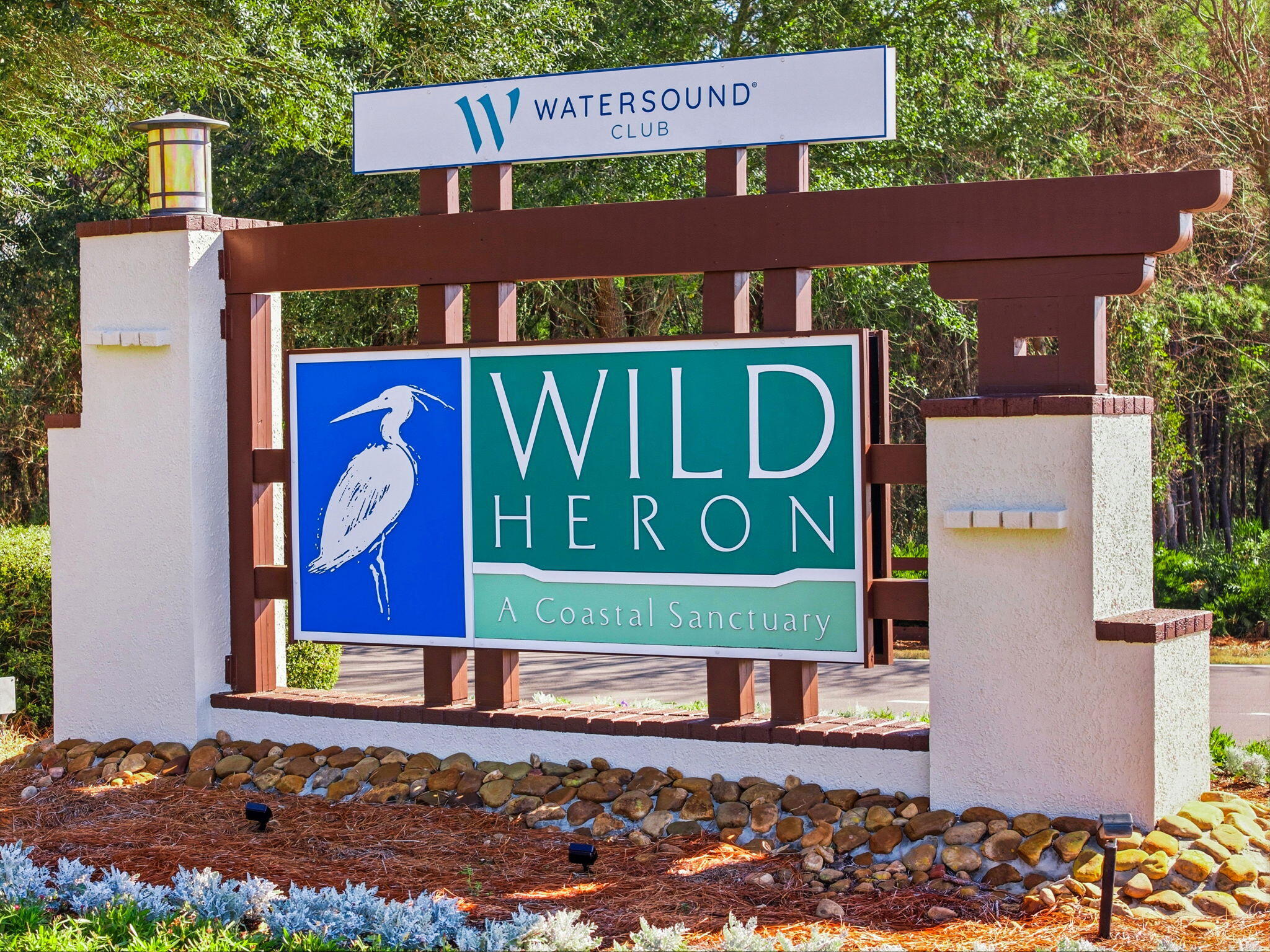 WILD HERON - Land