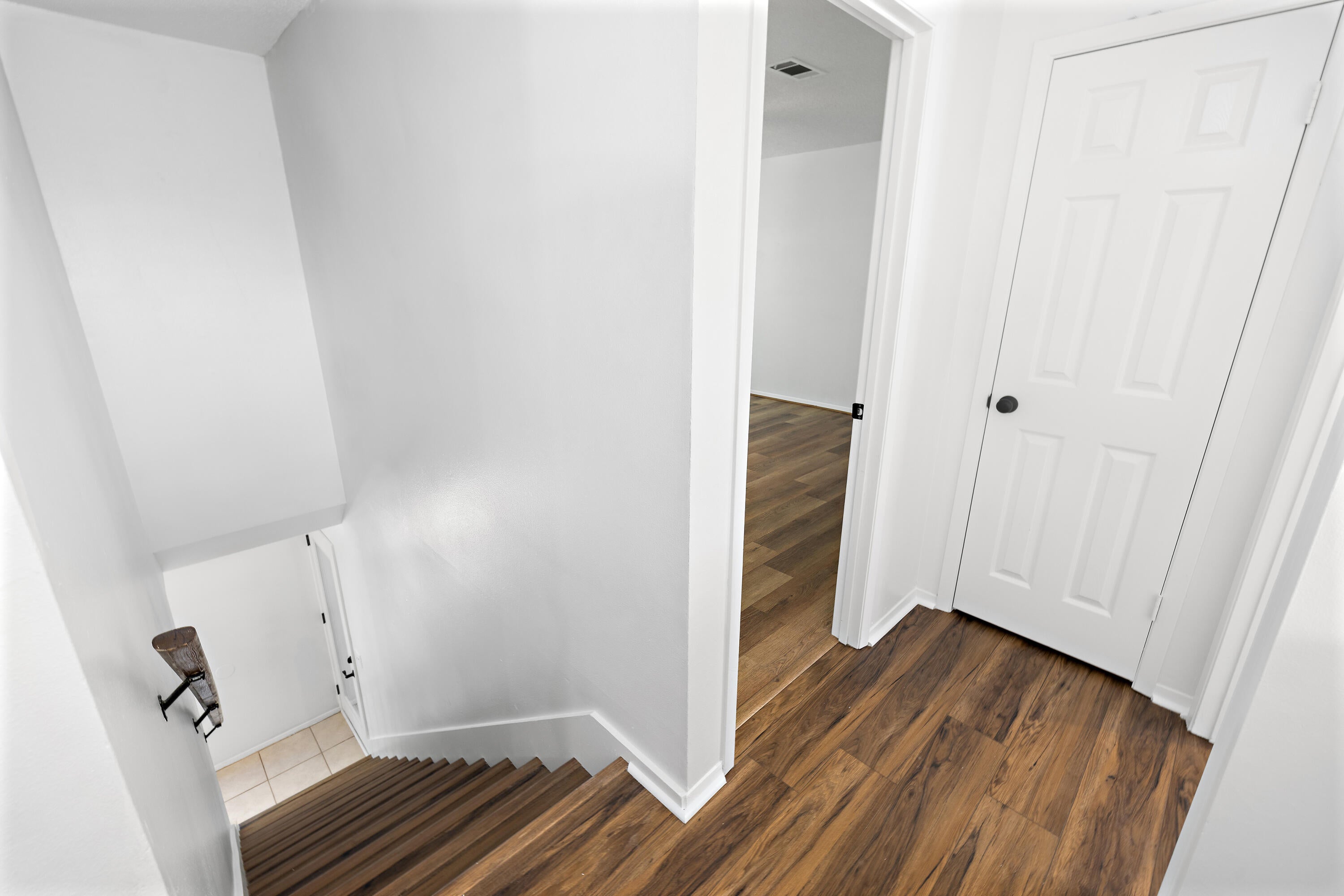 COLLEGE OAKS - Residential