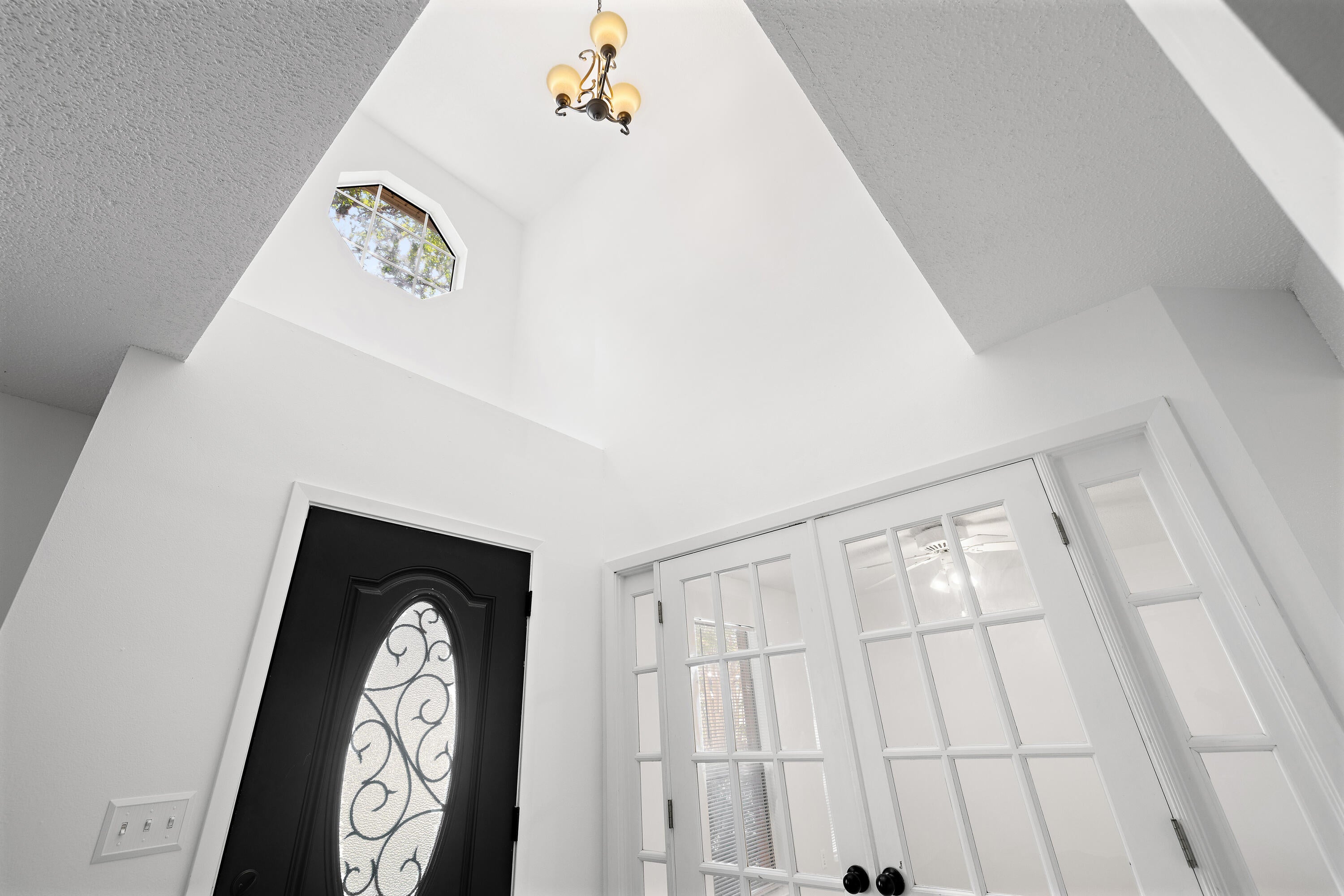 COLLEGE OAKS - Residential