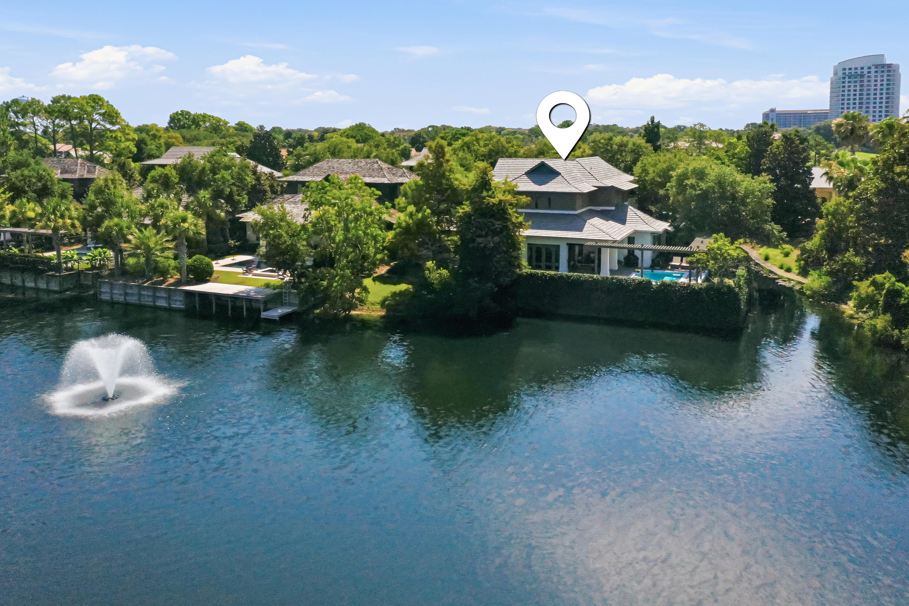 ISLAND ESTATES - Residential