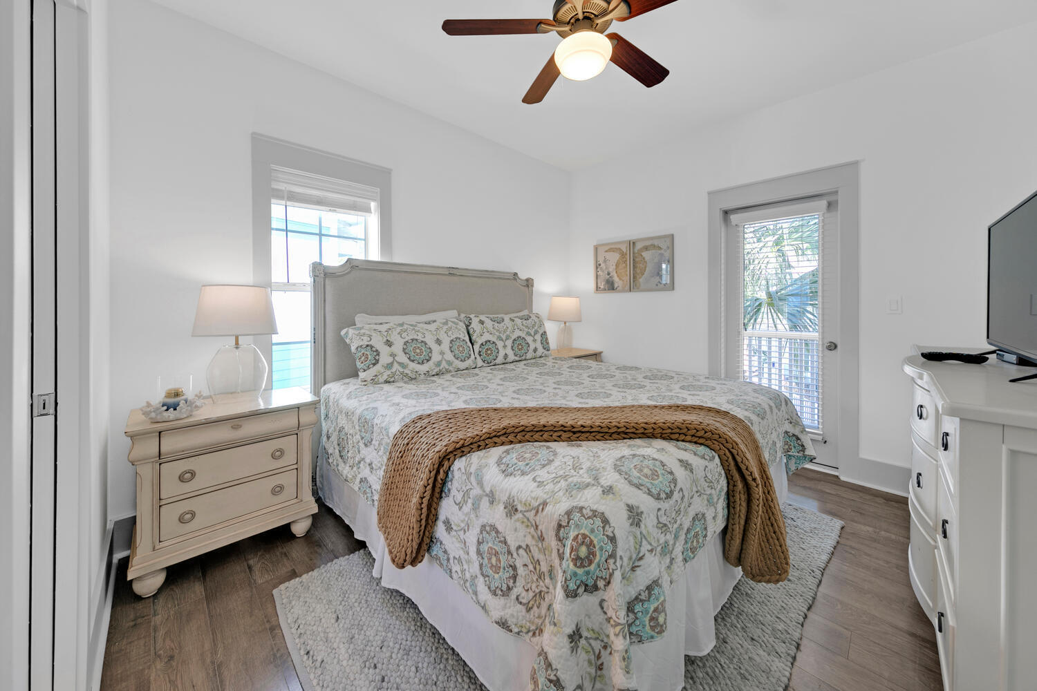 BUNGALOWS AT SEAGROVE BEACH - Residential Lease